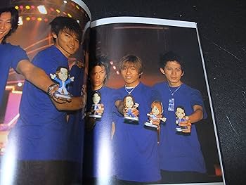 【在庫処分】 V6 2001年台北公演&2004年夏ライブパンフレット V6 2001年台北公演&2004年夏ライブパンフレット