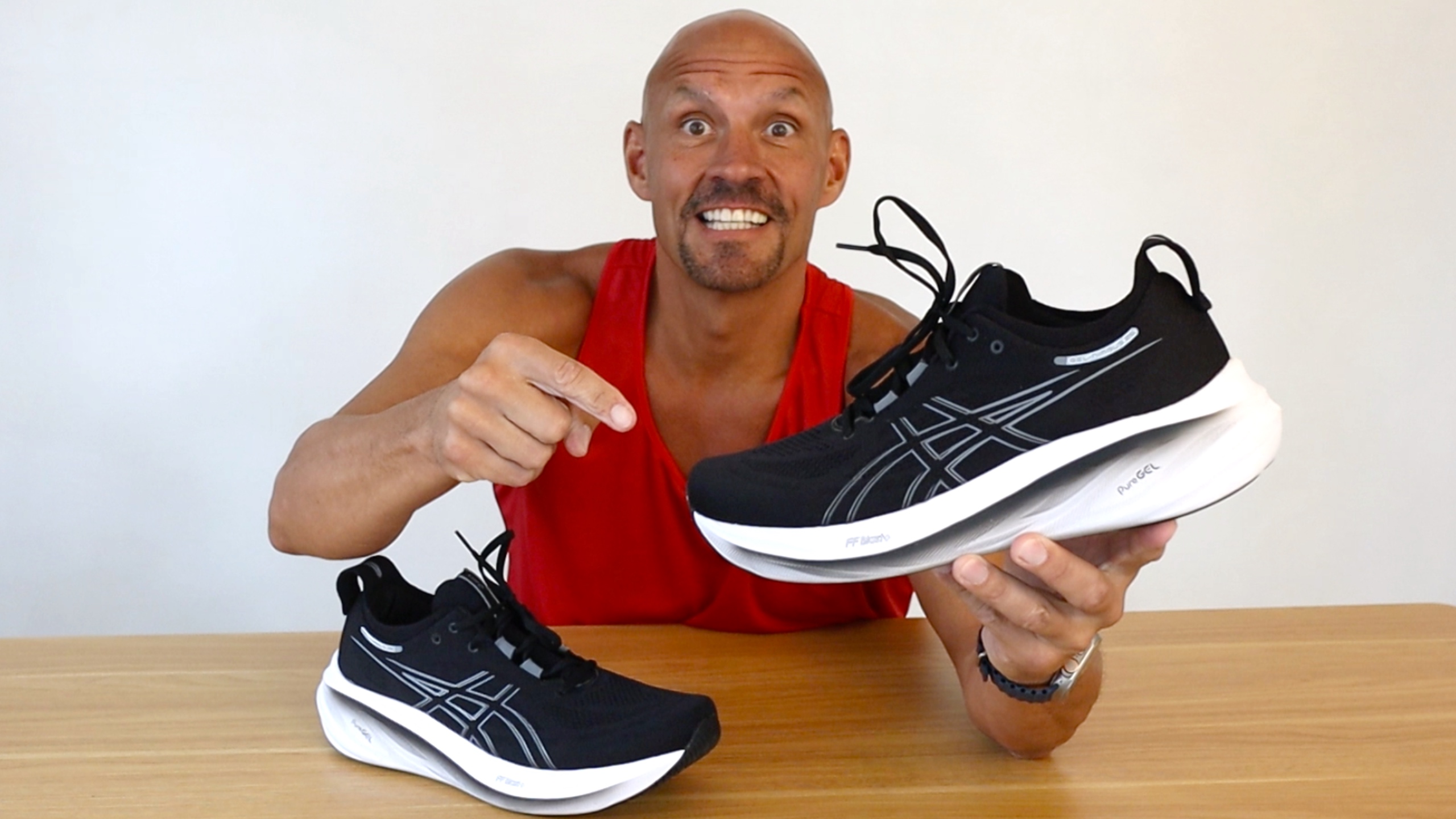 Watch Watch This First - ASICS Men display picture 1
