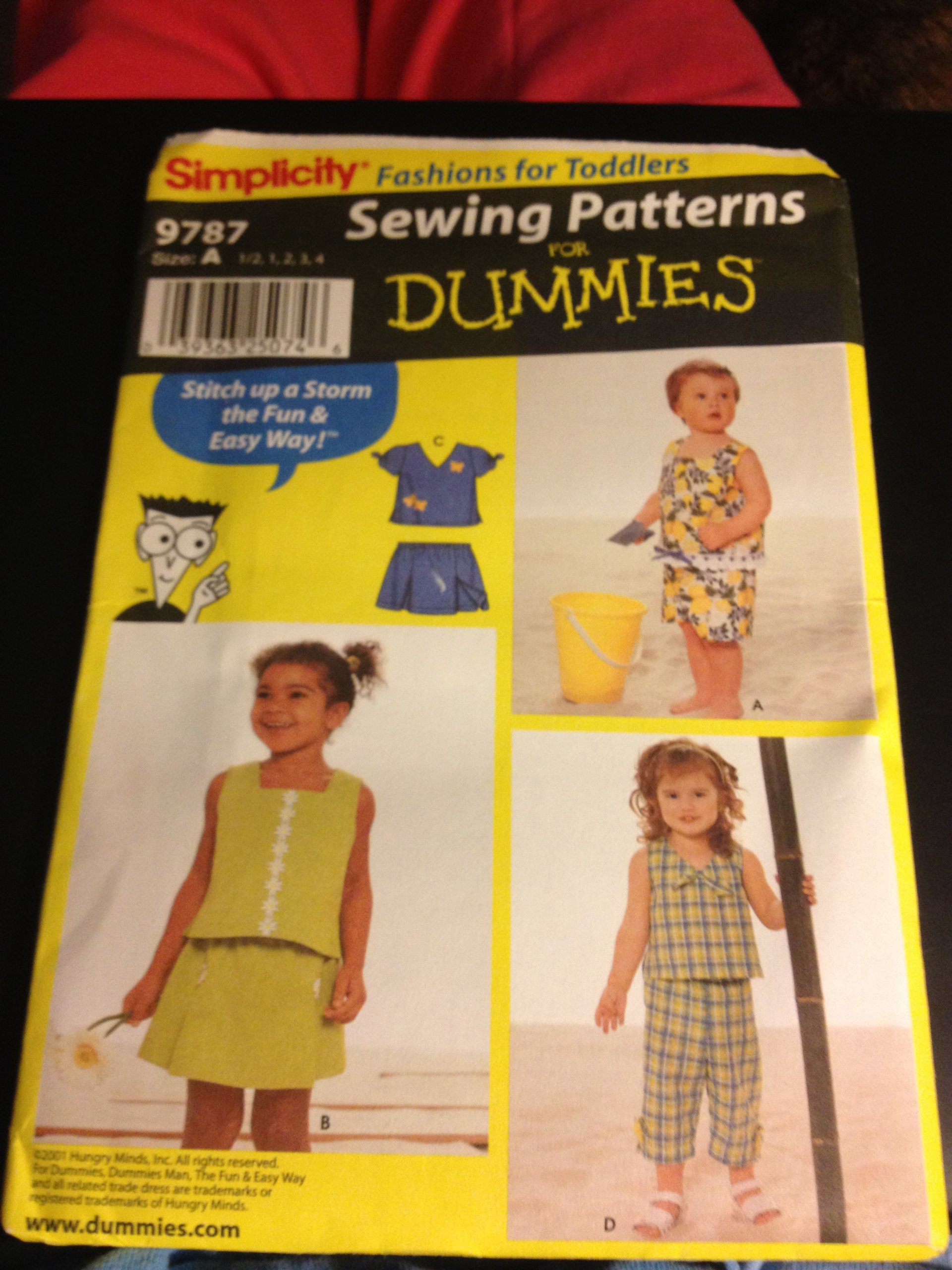 Patron Simplicity 9787 pour les tout-petits tops, short, jupe et pantalon taille A