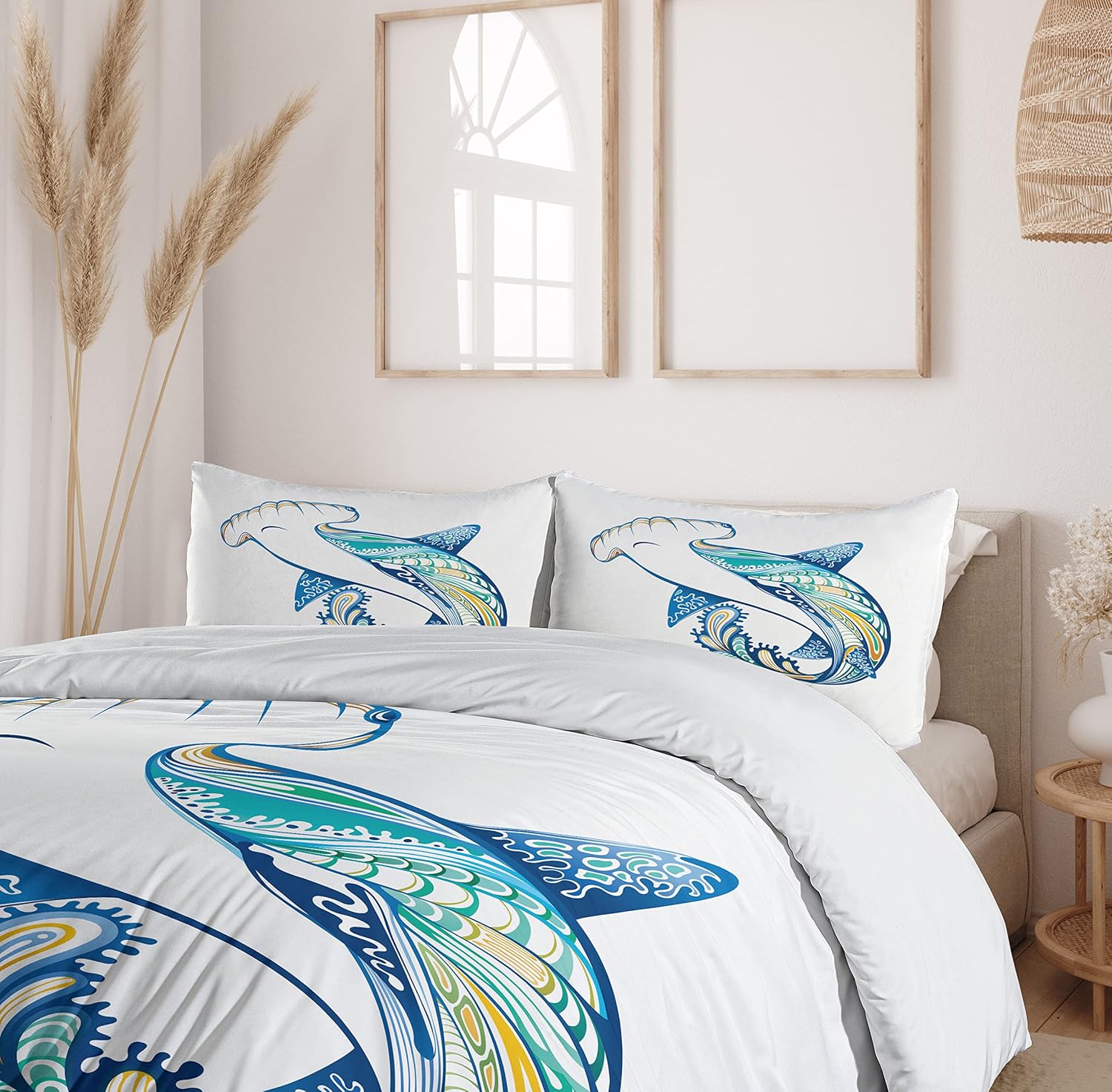 Ambesonne Abstract Duvet Cover Set, Hammer Head Shark Ornate Underwater Sea Oceanic Life Animals Marine Theme, Decorative 3 Piece Bedding Set with 2 Pillow Shams, Queen Size, Blue Aqua Queen Blue Aqua