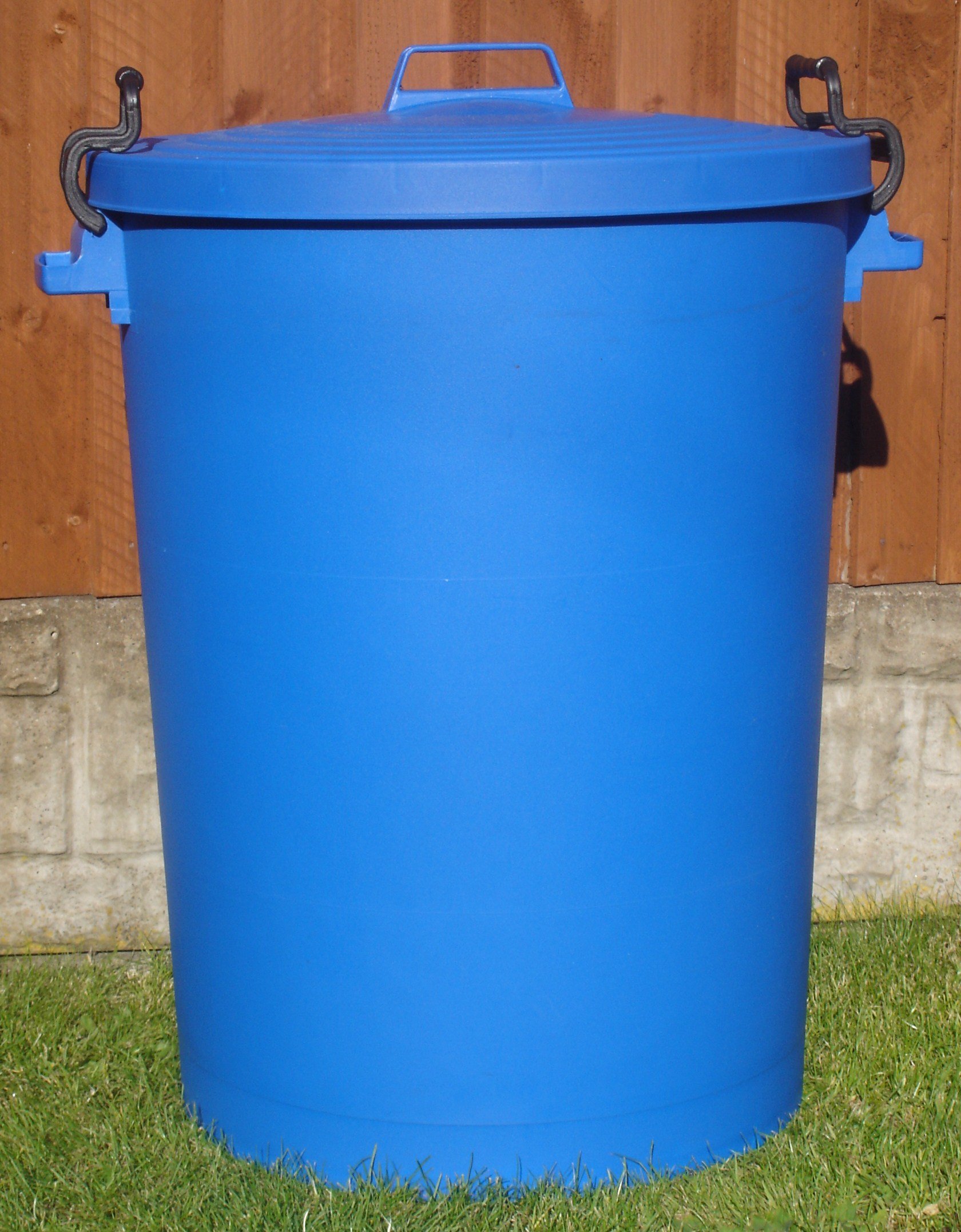 Buy Keto Plastics 110 Litre blue Bin/refuse bin with lockable lid (Made