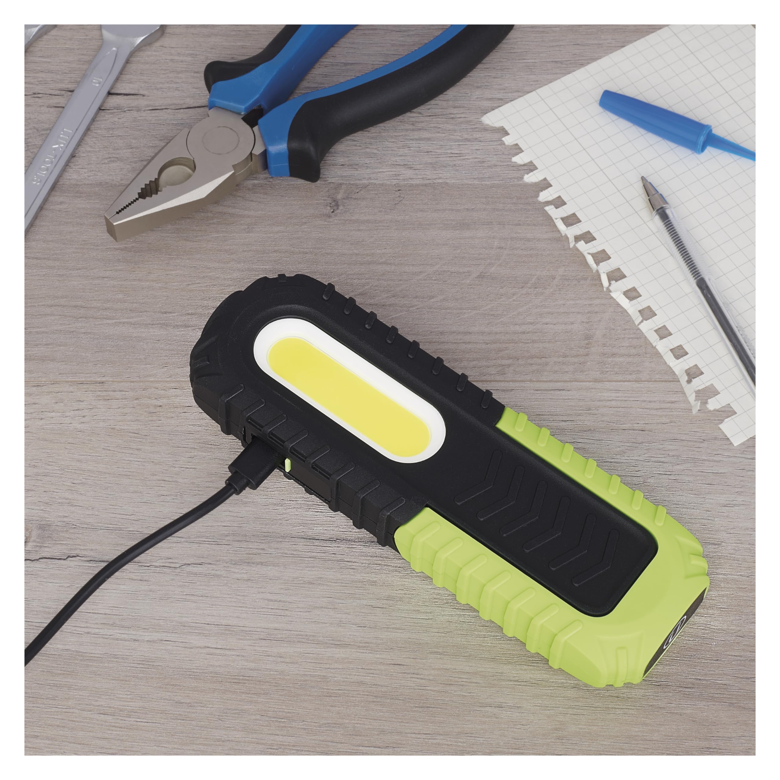 EMOS - Lampada da lettura a LED - Clip di fissaggio - 10 lm, max. 7 m - 2 modalità di illuminazione - 35 ore - Funzionamento a batteria (AAA Micro) - per interni ed esterni - nero