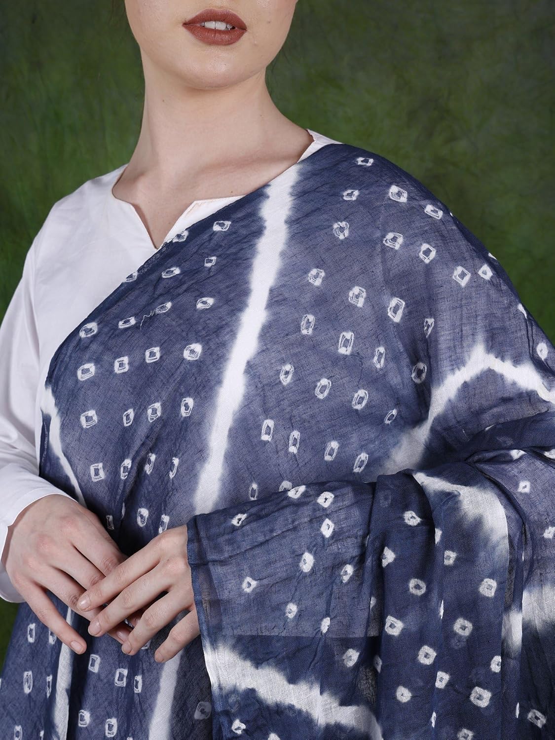 Exotic India Pure Cotton Bandhani Leheria Tie-Dye Dupatta from Gujarat - Pure Cotton - Image 5