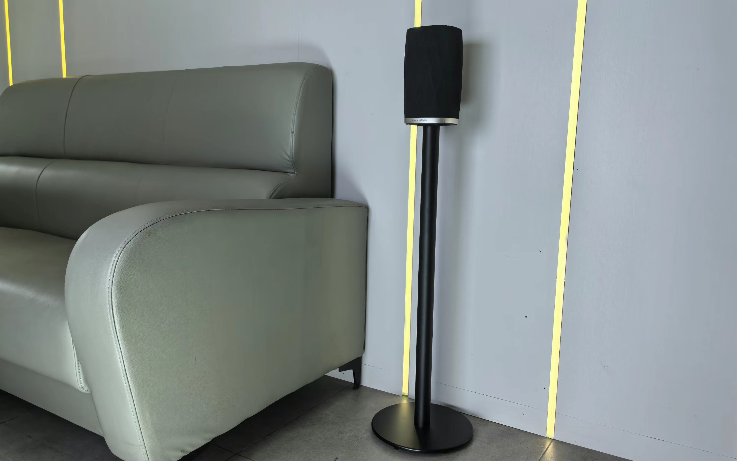 Amazon | スピーカースタンド Bowers&Wilkins Formation Flex