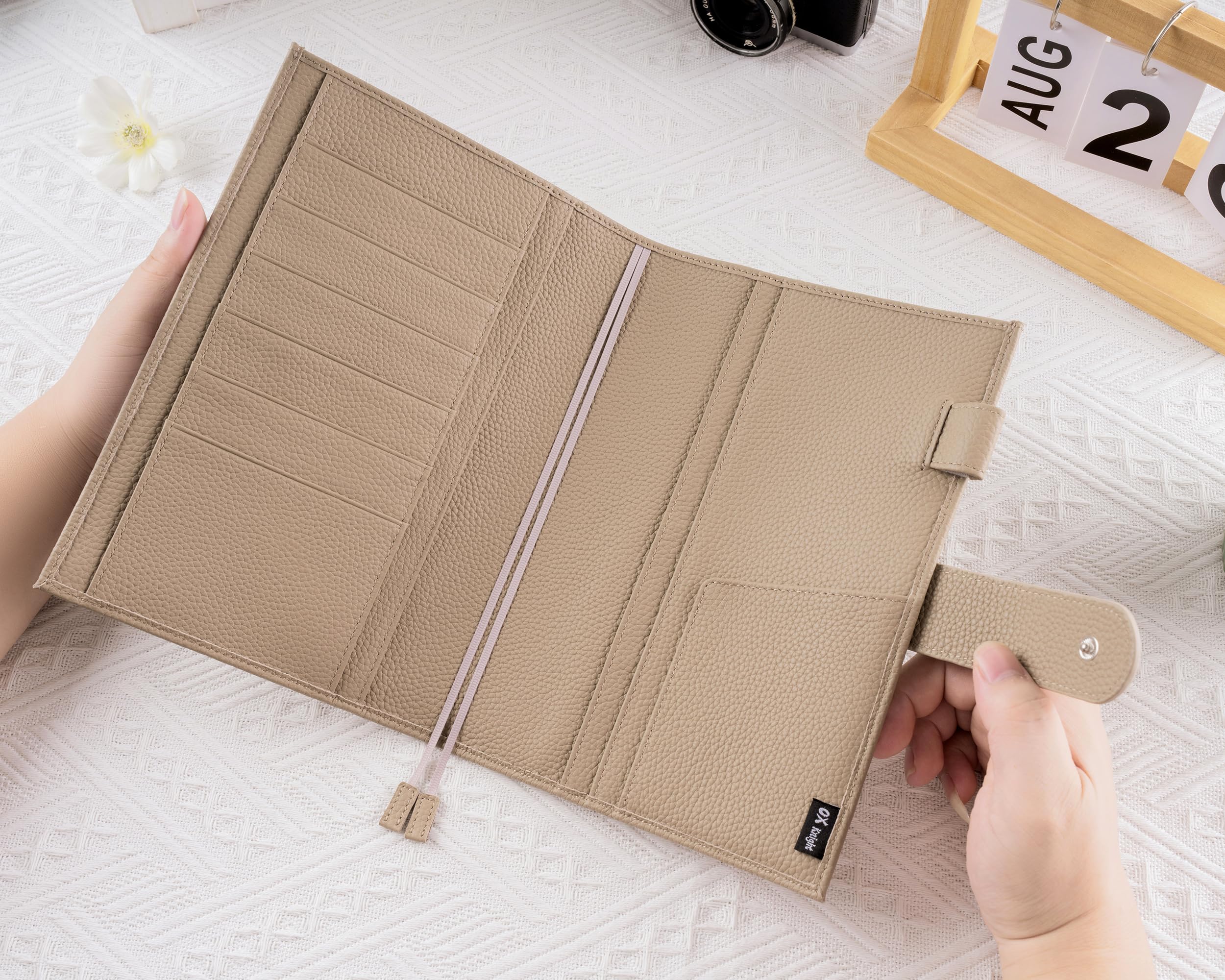 Ox Knight - Funda de cuero A5 para planificador, compatible con Hobonichi Cousin, Stalogy, Midori o Leuchtturm1917, portabolígrafo, ranuras para tarjetas, bolsillo trasero y marcadores (gris pardo)