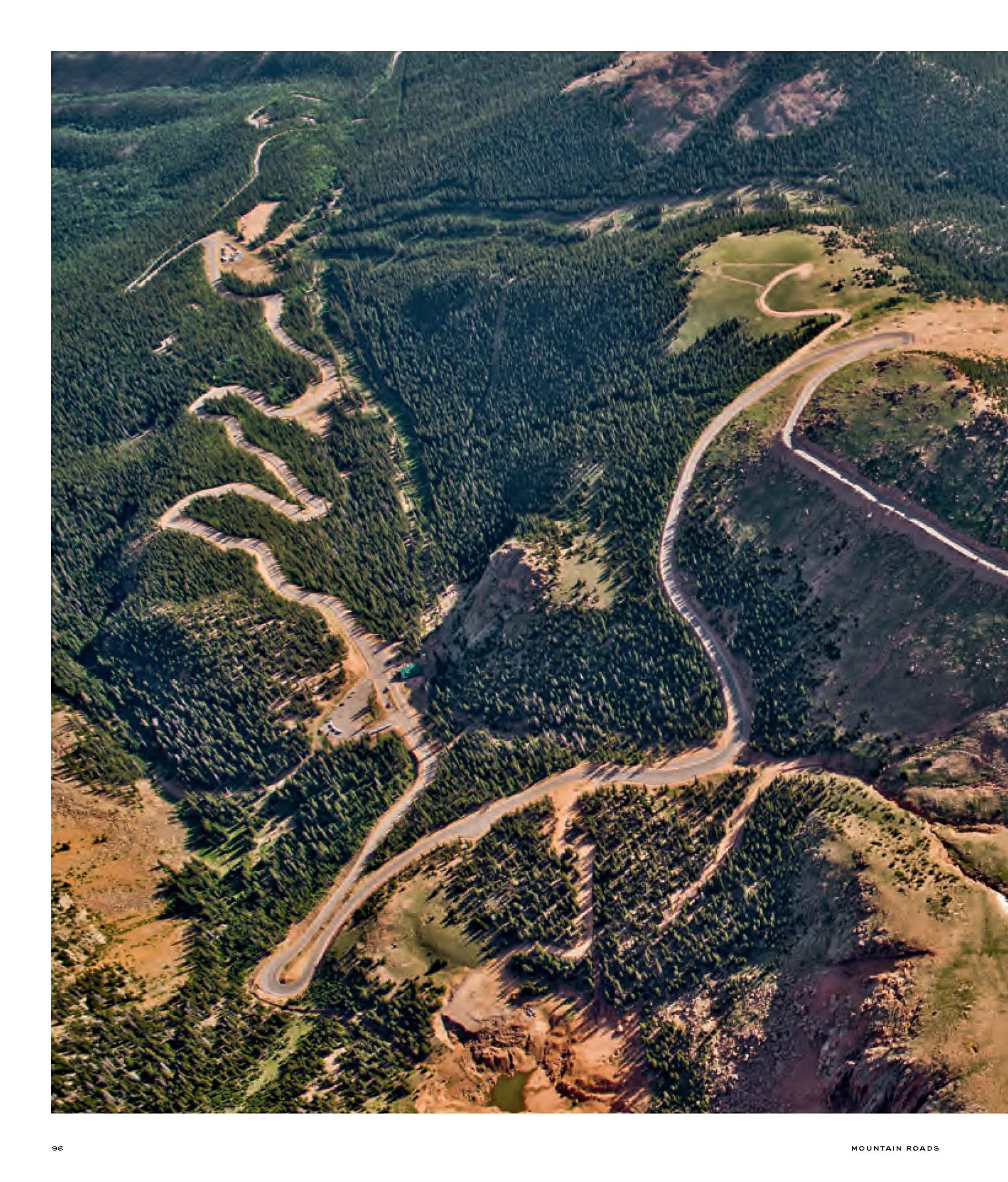 Mountain Roads: Aerial Photography. Traumstraßen der Welt / Dreamroads of the world