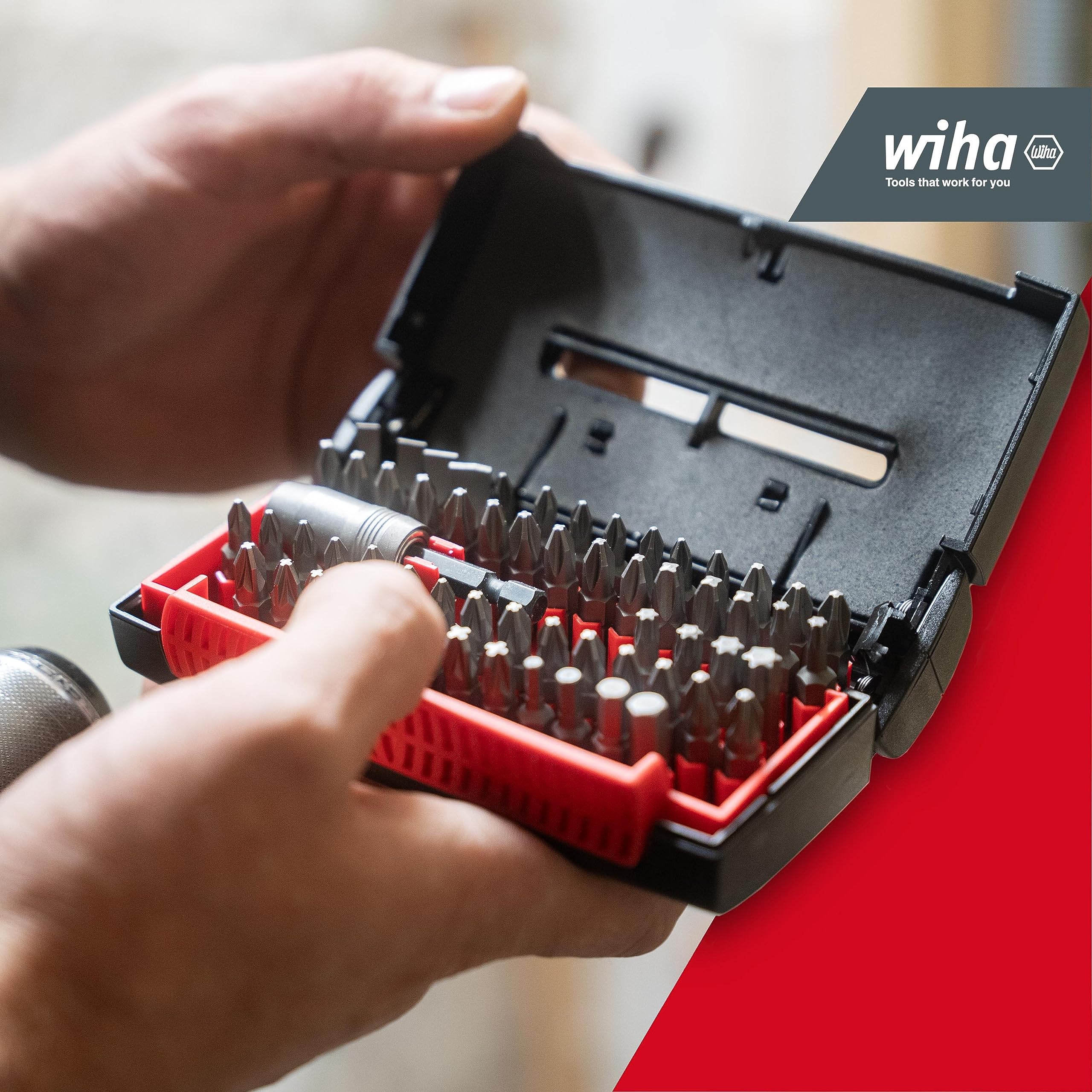 Wiha Bit Set Collector Standard 25 mm gemischt 61-tlg. 1/4" C6,3 I in Box I Bit-Satz mit Bithalter I Schnellwechselhalter, magnetisch (07943)