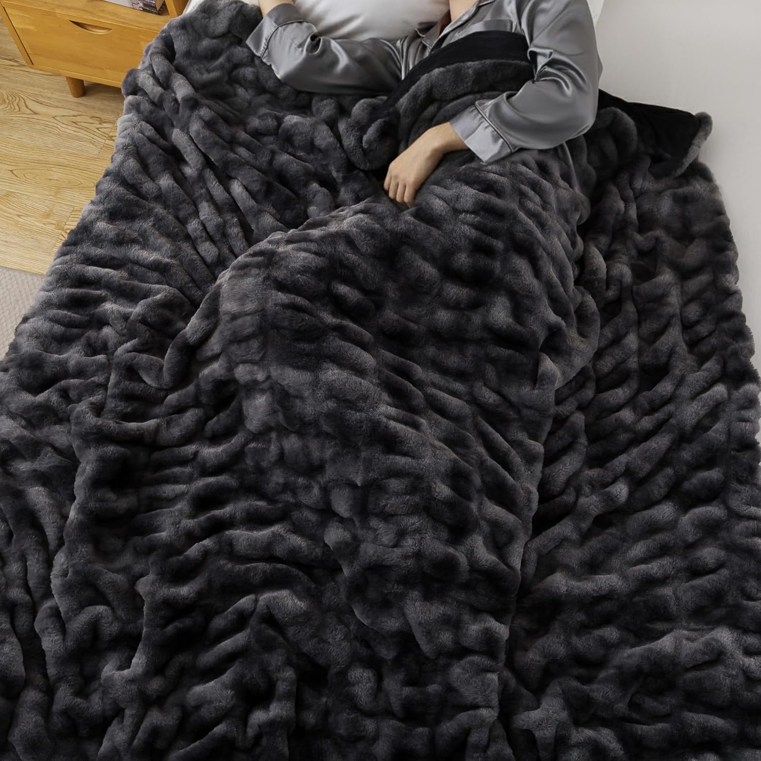 WDCOZY Ruched Faux Fur Throw Blanket Soft Cozy Fluffy Luxurious Blankets Couch Bed Sofa Chair Home Decor Warm Furry Fall Winter Plush Rabbit Fur Bubble Blanket 60" x 80", Charcoal Gray Dark Grey