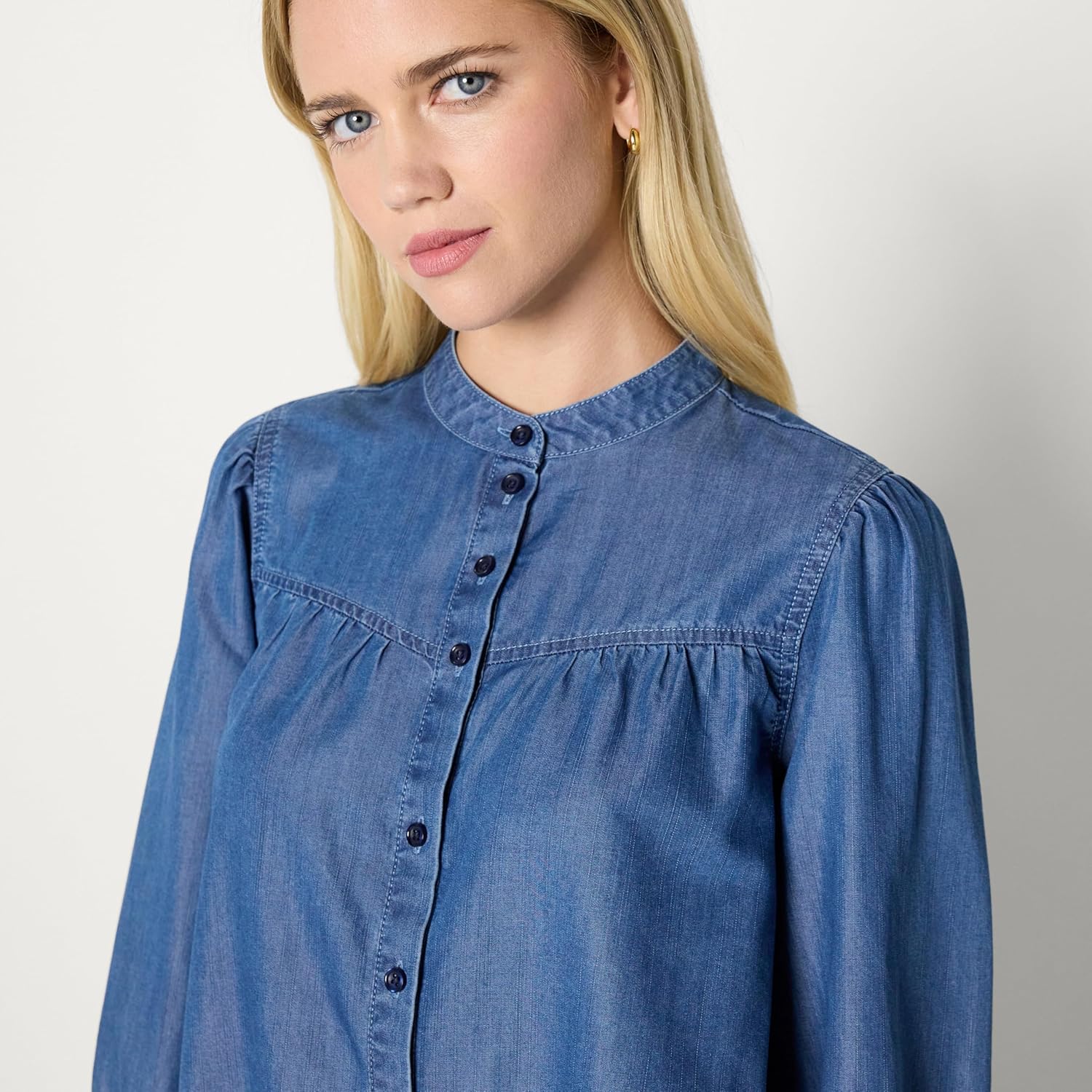 Amazon Essentials Women's Women's Denim Chambray Long-Sleeve Tunic Top - Image 3