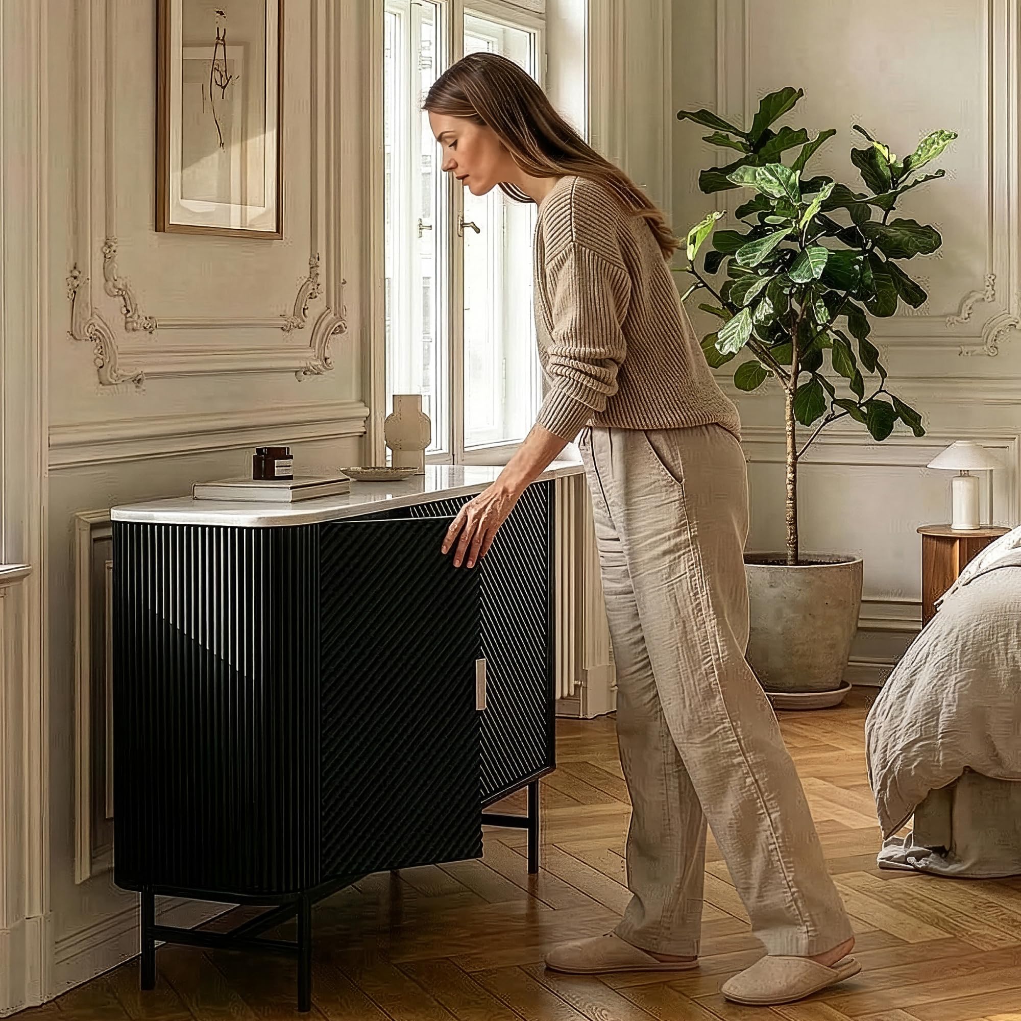 [en.casa] Mobile Contenitore a 3 Ante Credenza con 4 Scomparti e Pannelli Decorativi Madia Buffet con Ripiani per Soggiorno Sala da Pranzo Ingresso 110 x 40 x 77 cm - Nero/Effetto Marmo Bianco