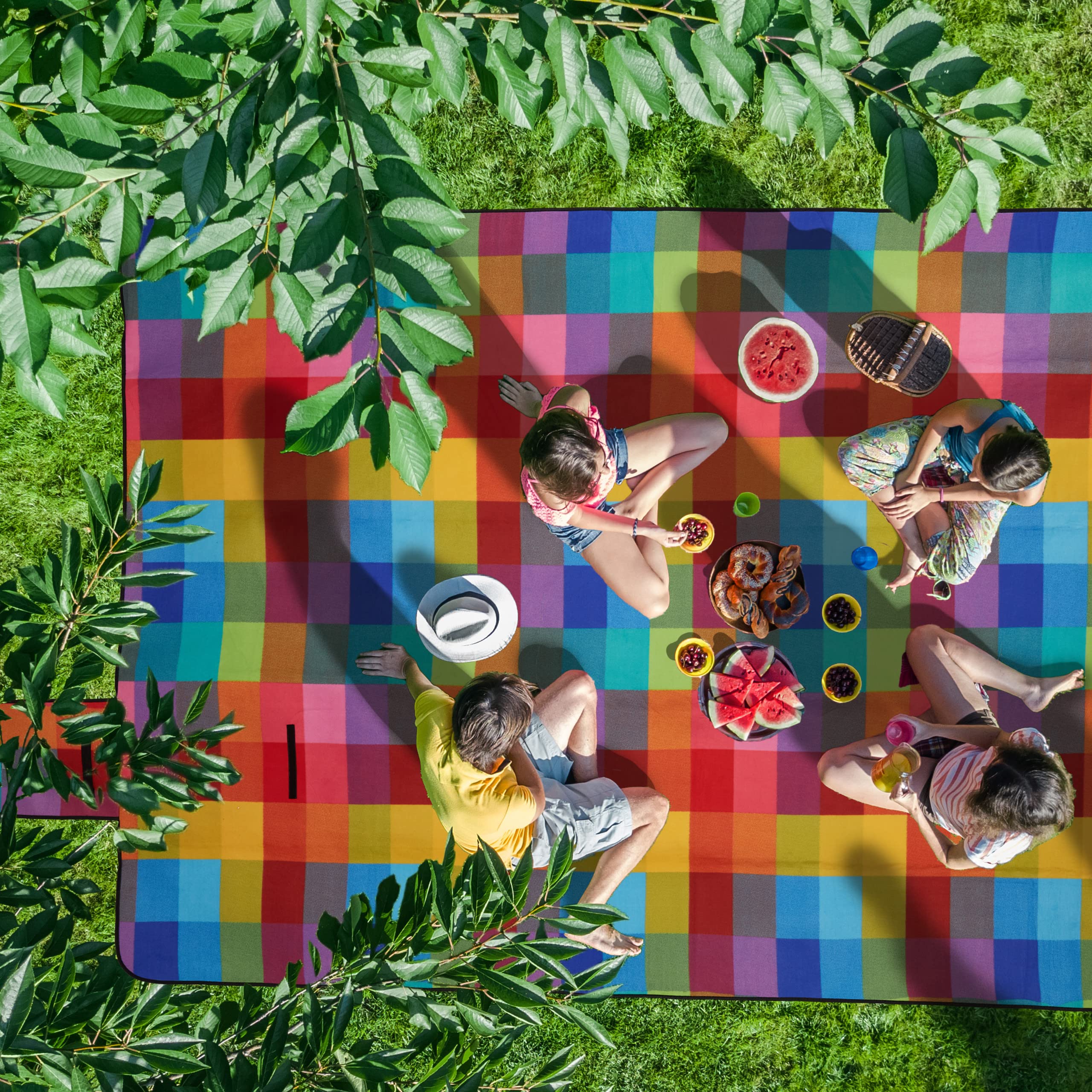 Relaxdays Couverture Pique-Nique XXL, 200 x 300 cm, Tapis de Plage Polaire, imperméable, avec poignée, Carreaux colorés
