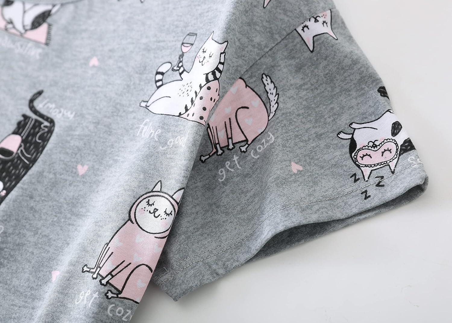 PNAEONG Women Pajama Set Sleepwear Tops with Capri Pants Casual and Fun Prints Pajama Sets - Image 4