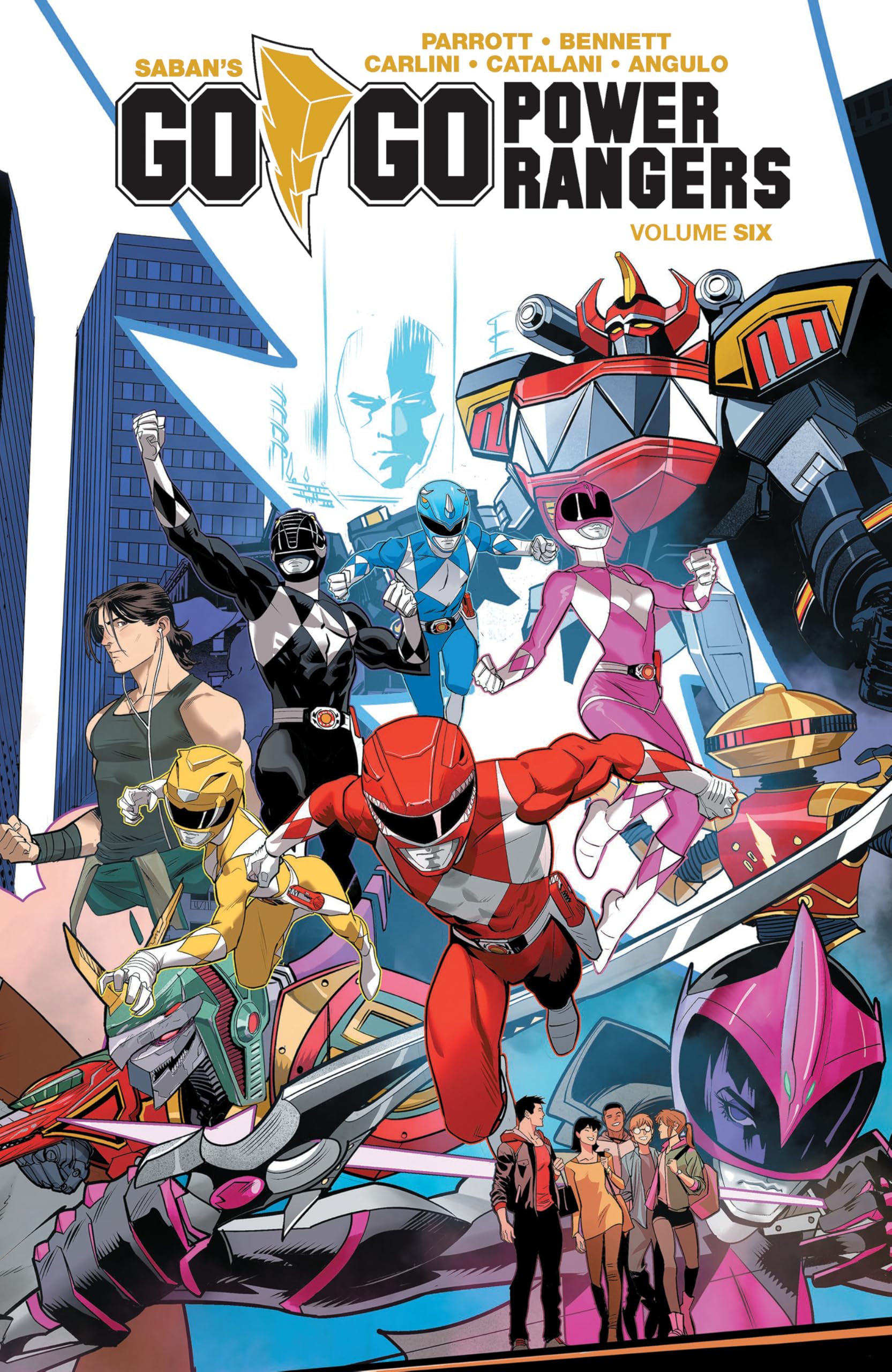 Saban's Go Go Power Rangers Vol. 6 (Volume 6): Collects Saban’s Go Go Power Rangers: Forever Rangers and Saban’s Go Go Power Rangers: Back to School.