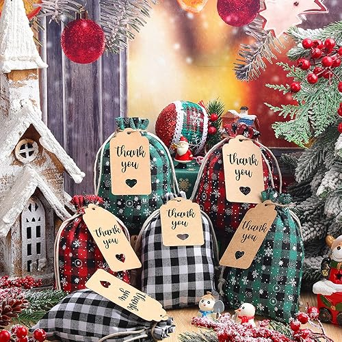 Vista 2 de Shappy 24 bolsas de regalo de Navidad con cordón, bolsas de Adviento de arpillera a cuadros de Navidad, 7 x 5 pulgadas, bolsa de lino para dulces
