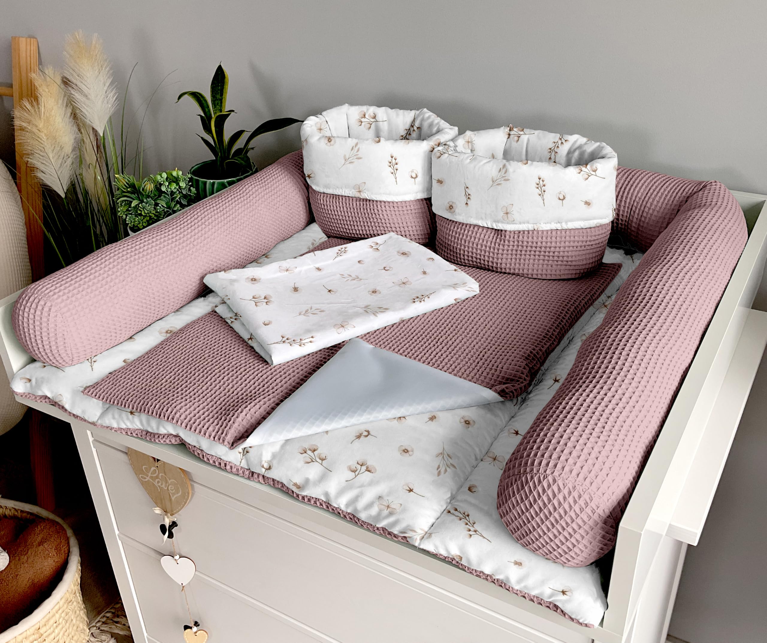 Wickelauflage Set 6-teilig – Wickelunterlage aus Baumwolle & Waffelstoff – Baby Wickelauflage – Geschenk zur Babyparty – Wickeltischauflage – 75x72 cm (Breite x Tiefe), Tauwiese + Rosa