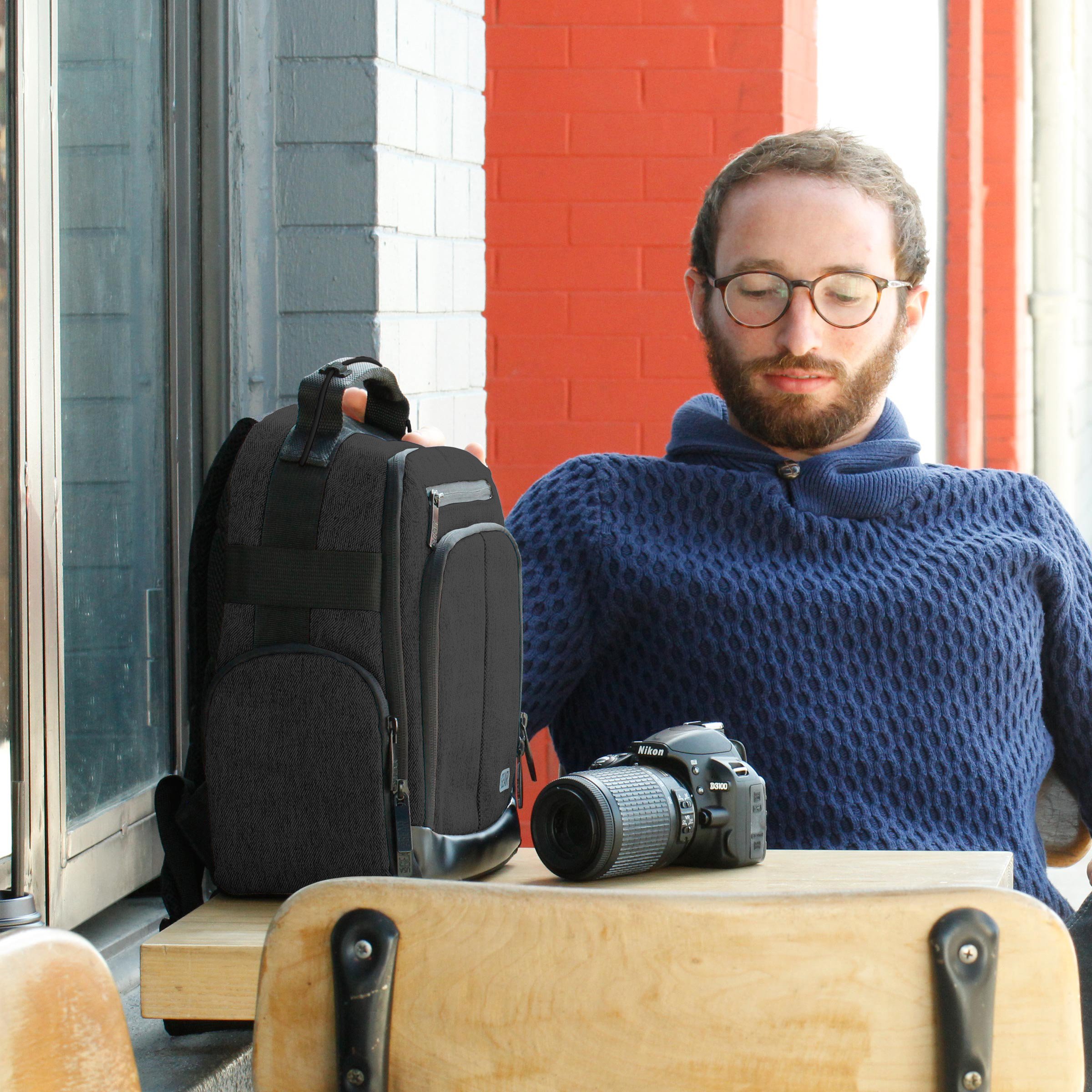 USA Gear Zaino Fotografico Borsa Fotografica con Divisori Accessori Personalizzabili, Conservazione per Obiettivo e Altri Accessory, Supporto Posteriore Confortevole, Custodia per Reflex
