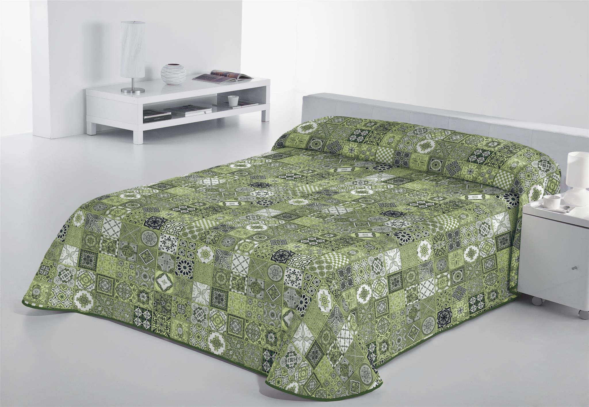 SABANALIA - Colcha Estampada Rustik (Disponible en Varios tamaños), Color Verde, Cama 150 - (250 x 280)