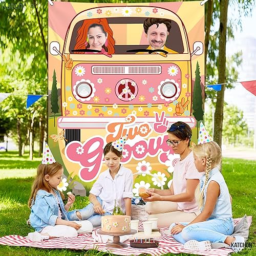 Miniatura 3 de KatchOn, Accesorio para fotos de autobús hippie, grande, 47 x 63 pulgadas, dos carteles geniales, fondo groovy, dos decoraciones de fiesta geniales