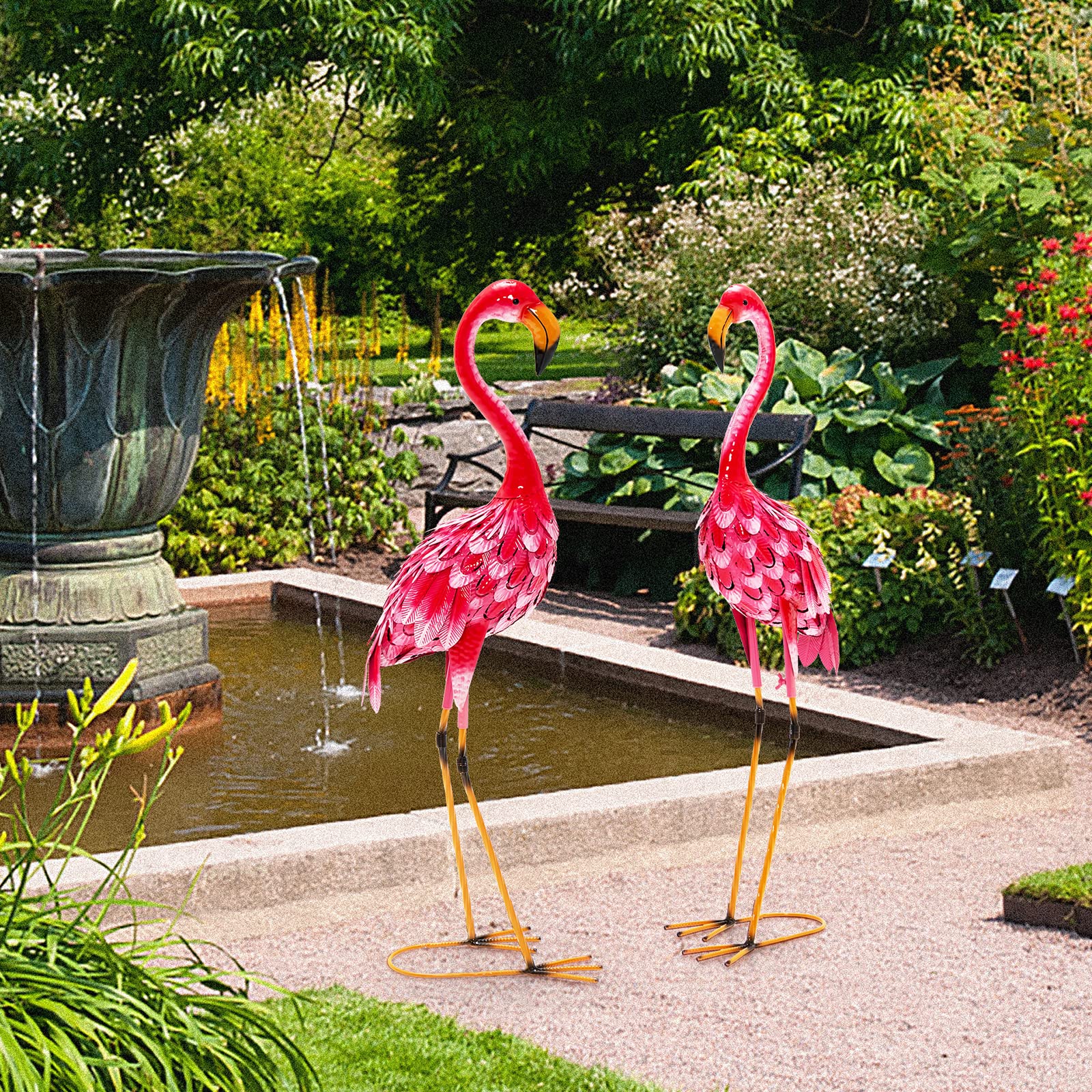 GOPLUS 2 Piezas de Figuras Jardín Exterior 89 cm, Metal Rosa Flamenco de Jardín Decoración al Aire Libre, Escultura de Pájaro para Decorar el Césped, Estanque y Terraza