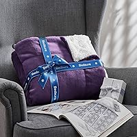 Vista 7 de Bedsure GentleSoft Manta Throw de Vellón Sherpa Tamaño Twin para Sofá - Manta Gruesa y Cálida Regalos para Mujeres y Niñas, Manta de Navidad Twin