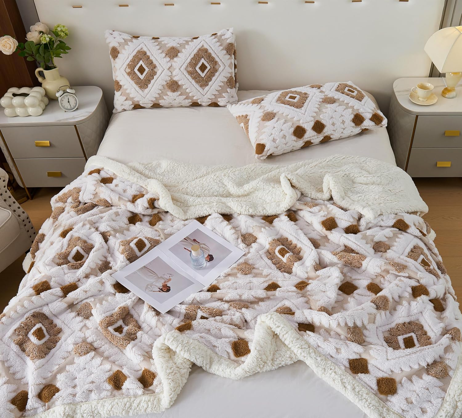 LEVINIS Boho Sherpa Throw Blankets 60'' × 80'', Sherpa Fleece Blanket for All Season, Southwestern Aztec Throw Blankets for Bed/Couch/Sofa/Office/Camping, Coffee - Image 4