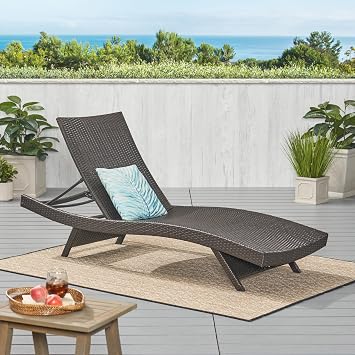 Outdoor Lounge Chairs, Patio, Poolside Loungers