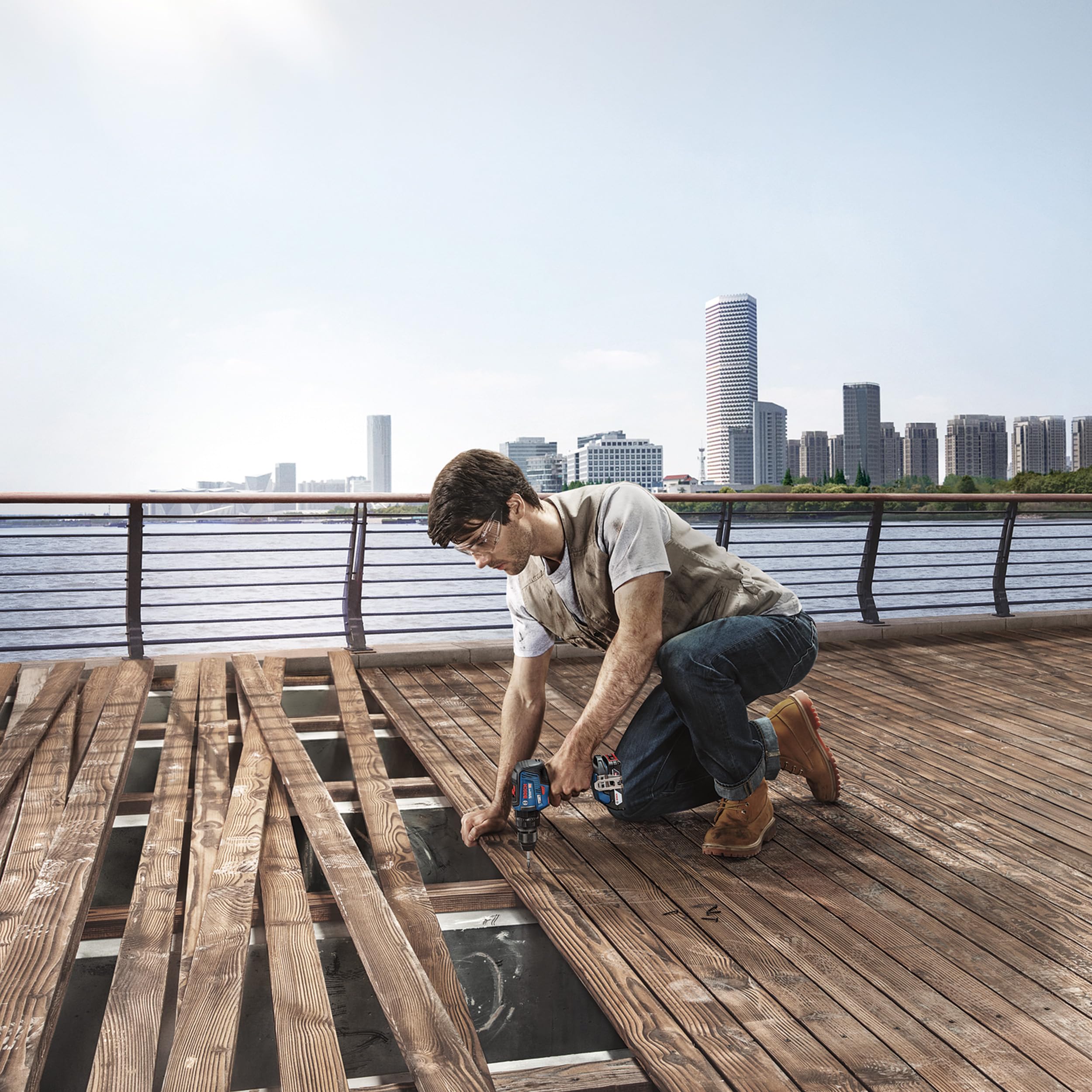 Image secondaire de Perceuse-visseuse sans fil Bosch Professional GSR 18V-55 avec 2 batteries et accessoires