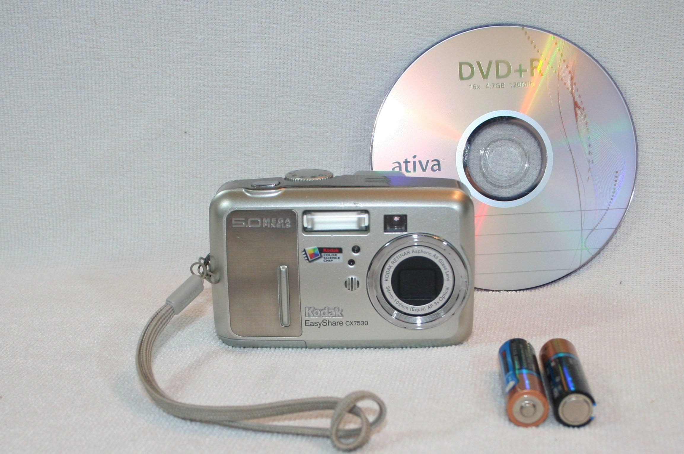 Kodak Easyshare CX7530 5 MP Digital Camera with 3xOptical