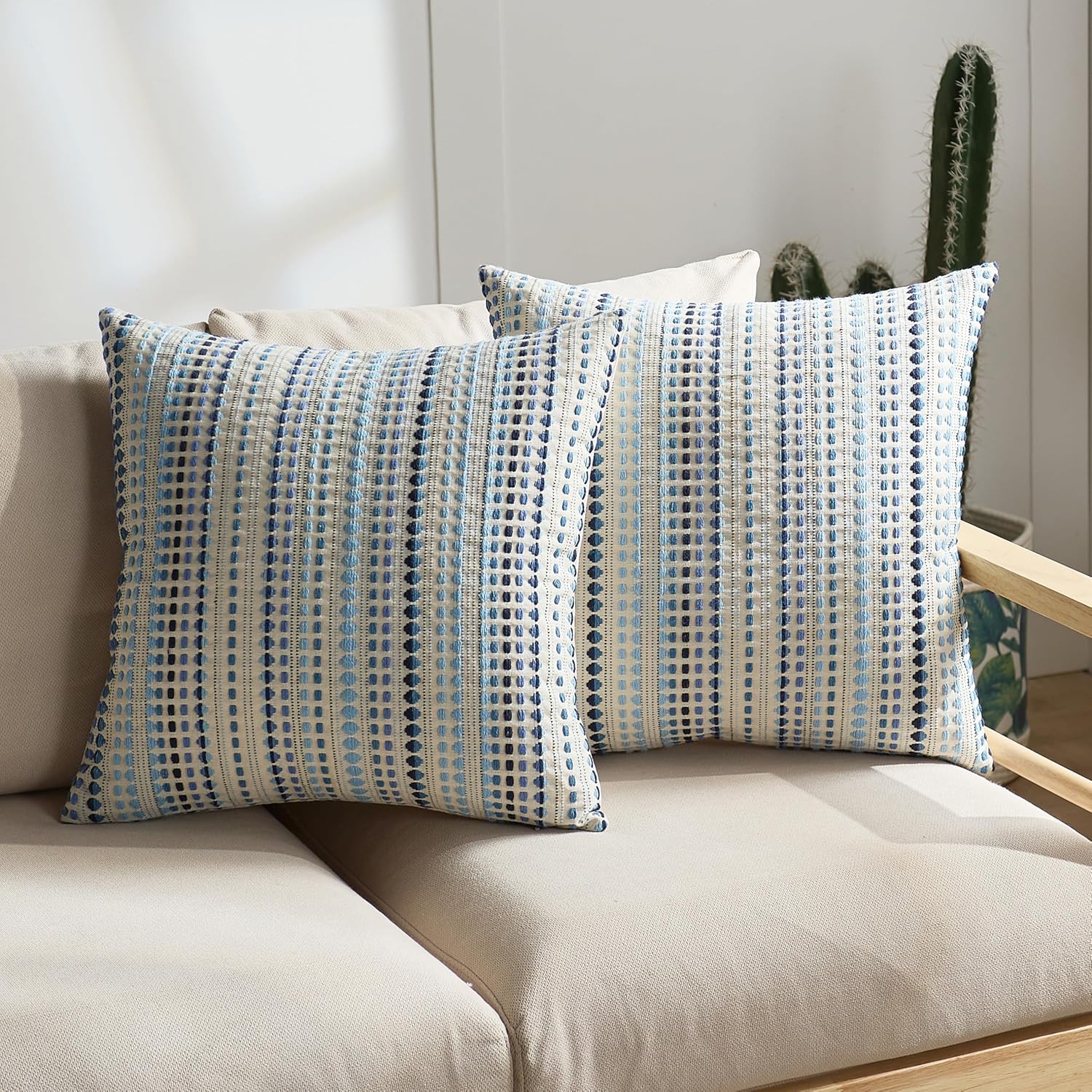 DLZMO Boho Throw Pillow Covers 18x18 Inch Set of 2 Striped Chenille Farmhouse Decorative Cushion Covers for Sofa Couch Bed Living Room Farmhouse Decor (Blue, 18" x 18" (Pack of 2))