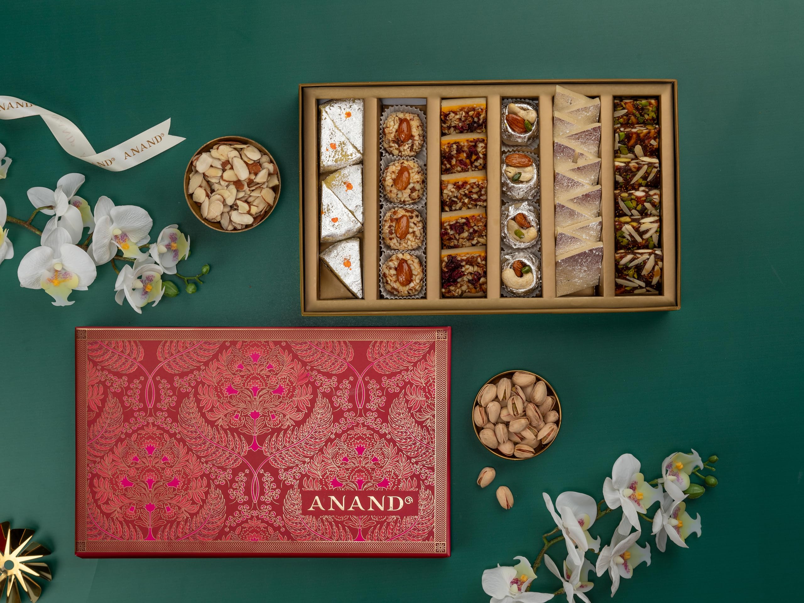 ANAND Special Festive Assorted Sweets Gift Box, Pure Ghee Indian Mithai Box with Anjeer pizza, Badam bhog,tokri,Kaju katli Rose Milanze,Anjeer burfi (800 gm) (B0BC27HN91) Amazon Price History, Amazon Price Tracker