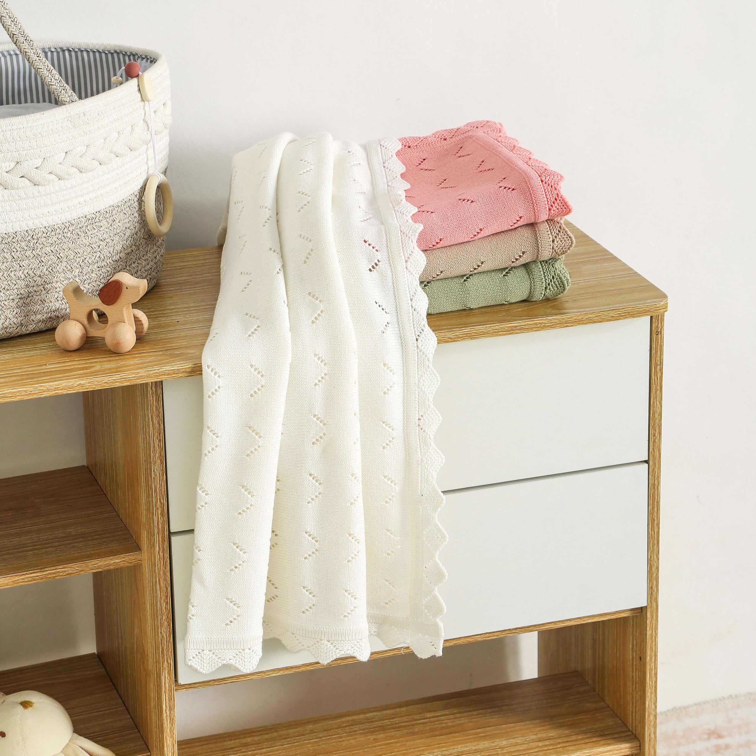 Coperta per Bambini Traforata 100% Cotone Traspirante per Lettino e Passeggino per Neonati Ragazzo Ragazza, Swaddle, Cameretta 100x80cm Khaki