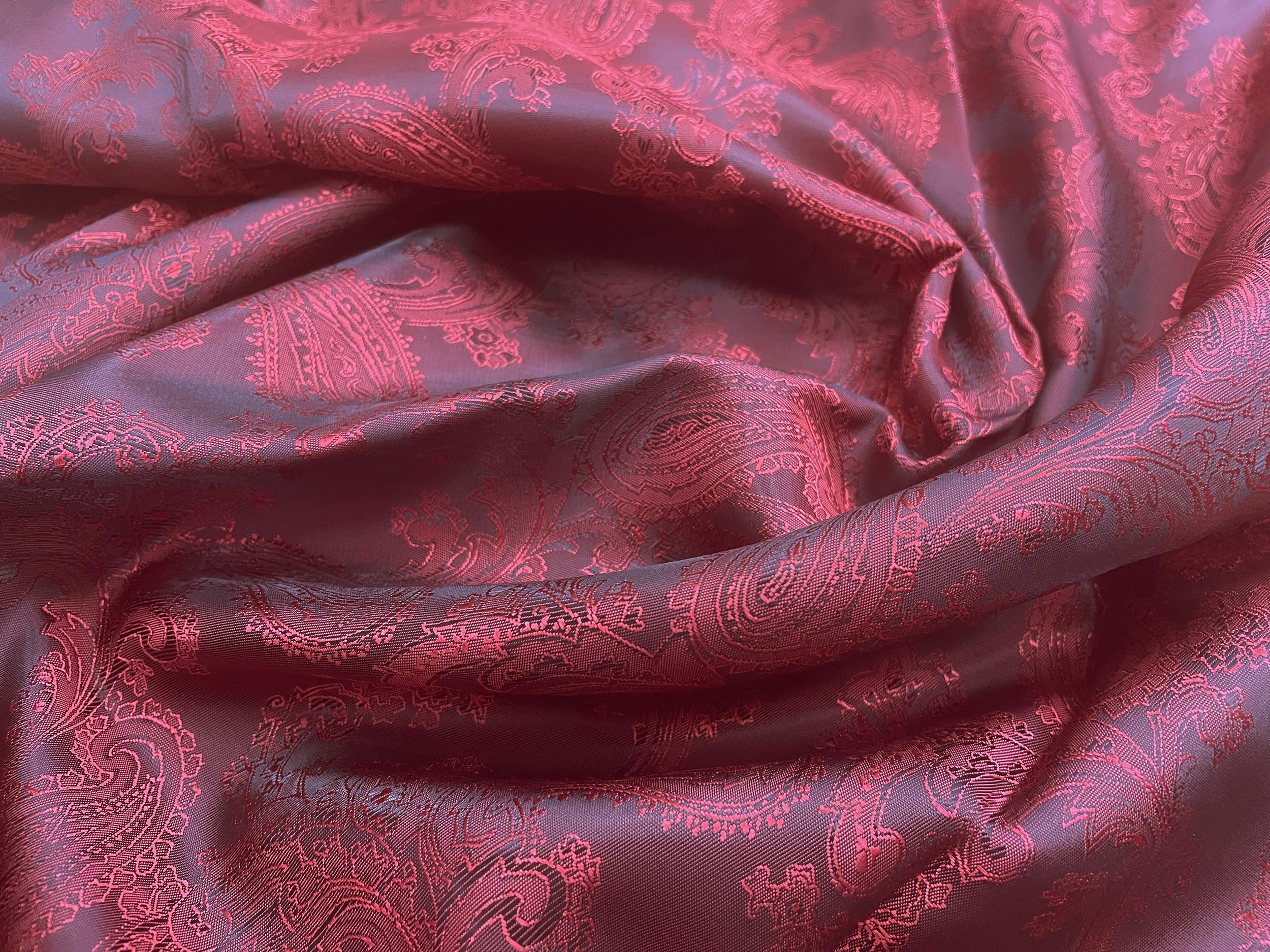 Oddies Paisley Jacquard Fabric - Red & Black Two Tone Lining Craft Fabric Material Metre, 146cm wide