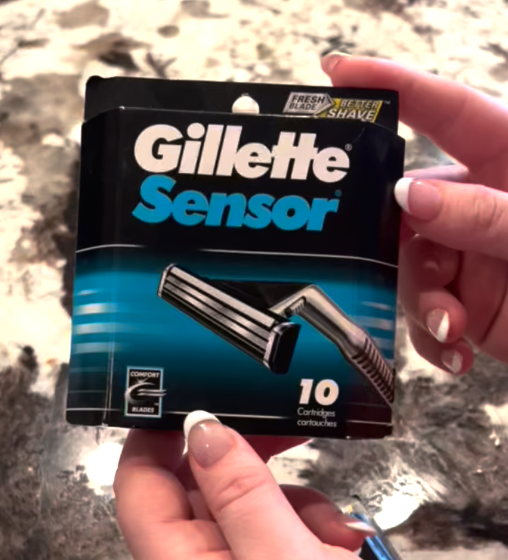 Watch Honest Review of the Gillette Sensor Cartridges on Amazon Live