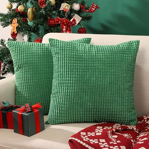 BeBen Fundas de almohada  Funda de cojín de pana suave, decoración del hogar para sofá, cama, sofá, dormitorio, 2 piezas, color verde Navidad, 18 x