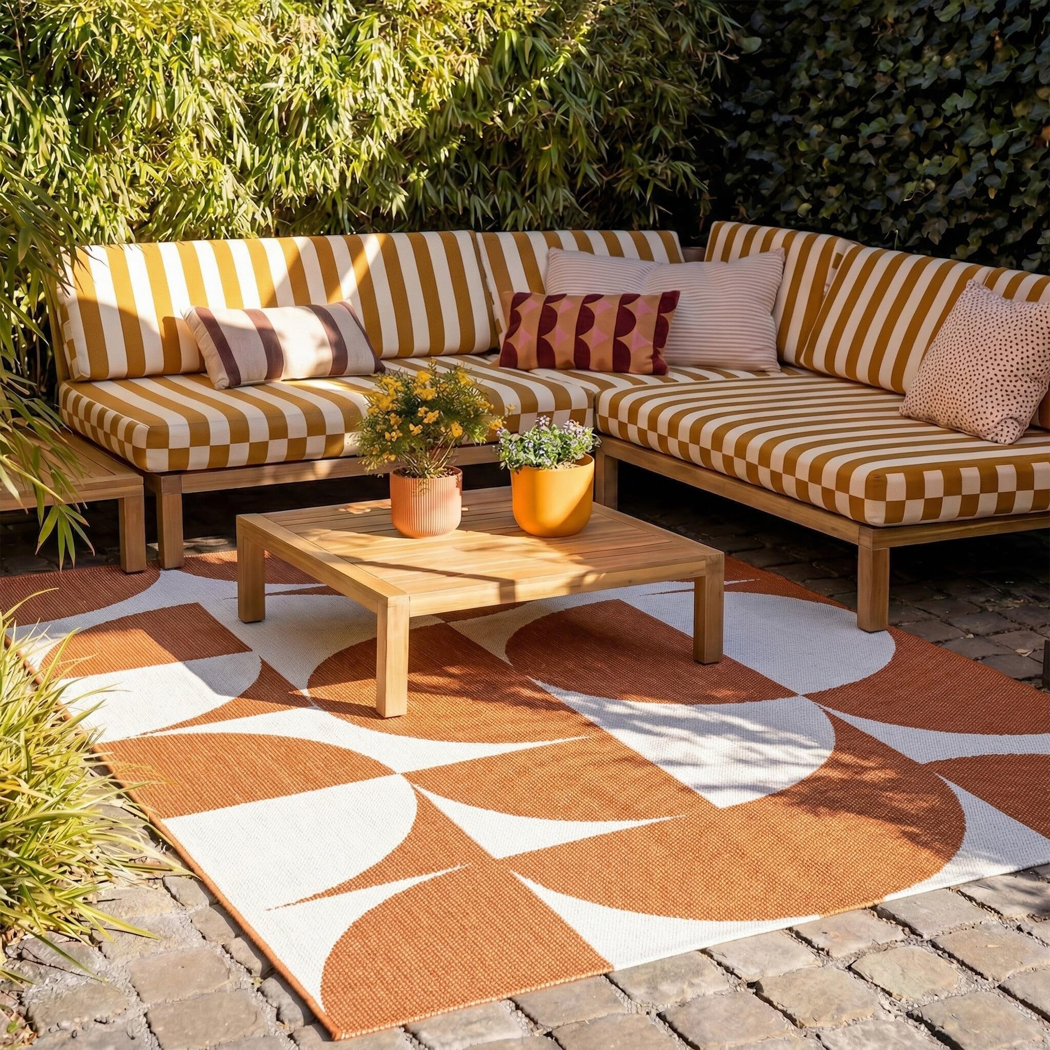 Tapis d'extérieur FRAAI Summer Shapes terracotta 200x290 cm pour terrasse