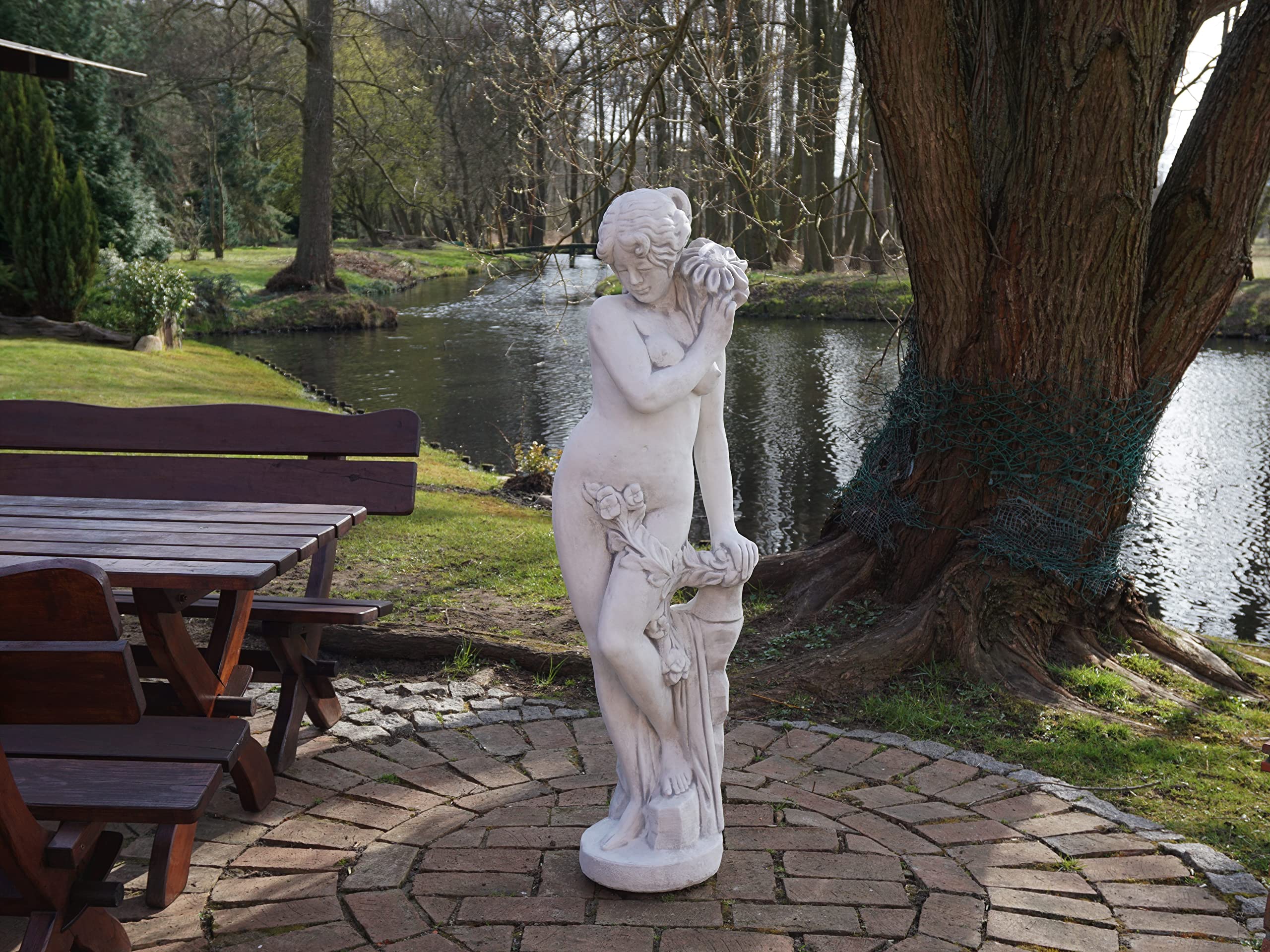 gartendekoparadies.de Statue der Venus mit Wasserlauf, Steinfigur, Weißbeton Steinguss, Grau, Frostsicher für Außenbereich, H. 141 cm, 125 kg