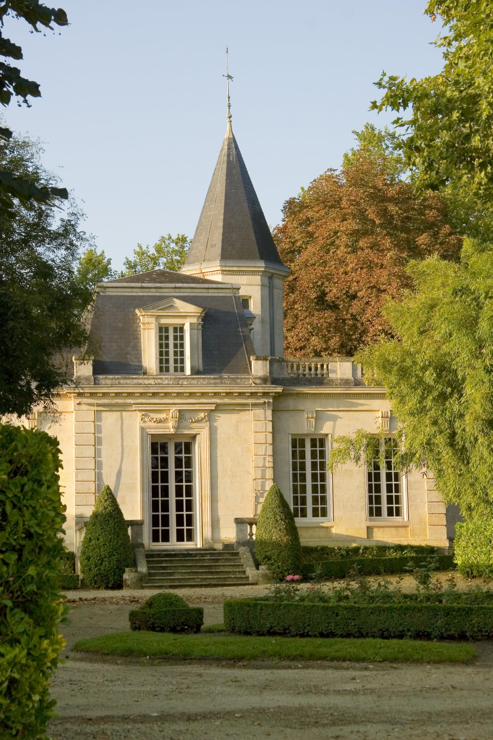 Coffret Cadeau Caisse Bois - Château Ferrande : Château Ferrande Rouge - Château Ferrande Blanc - Vin Rouge & Blanc- 2x75cl
