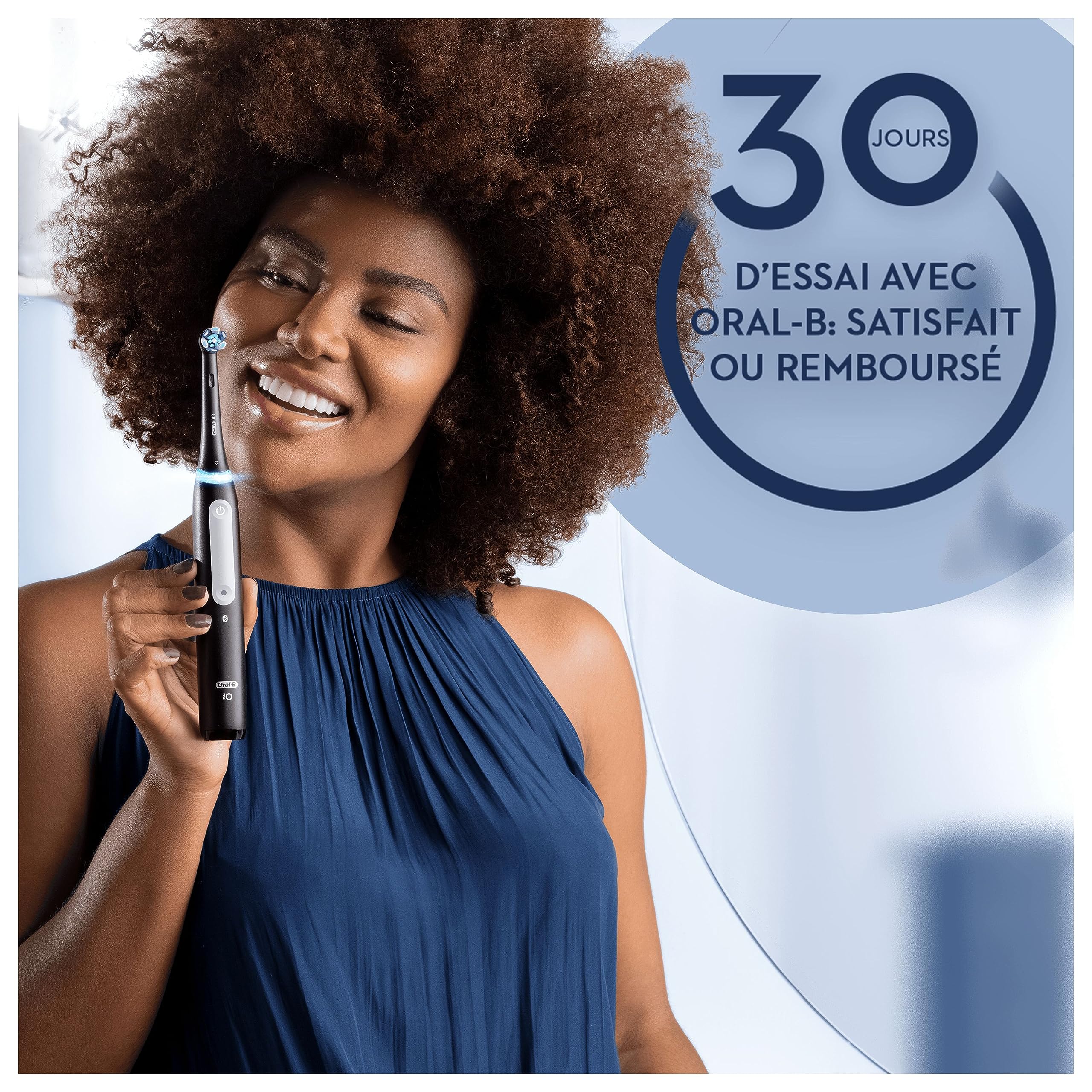 Oral-B iO 4 Brosse À Dents Électrique Noire Pour Adultes, 4 Modes De Nettoyage Avec Blancheur Et Extra Douceur Pour Protéger Les Gencives, 3 Brossettes De Recharge, 1 Chargeur, 1 Étui De Voyage