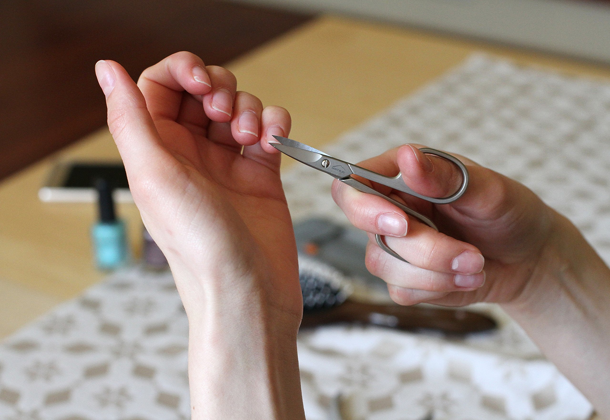 Ciseaux à ongles Mont Bleu fabriqués en Italie - Aiguisés à la main à Solingen - EU