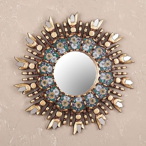 Miniatura 3 de NOVICA Espejo de pared hecho a mano de madera y vidrio pintado inverso, redondo con acentos, espejos decorativos de Perú verde metálico 'Colonial