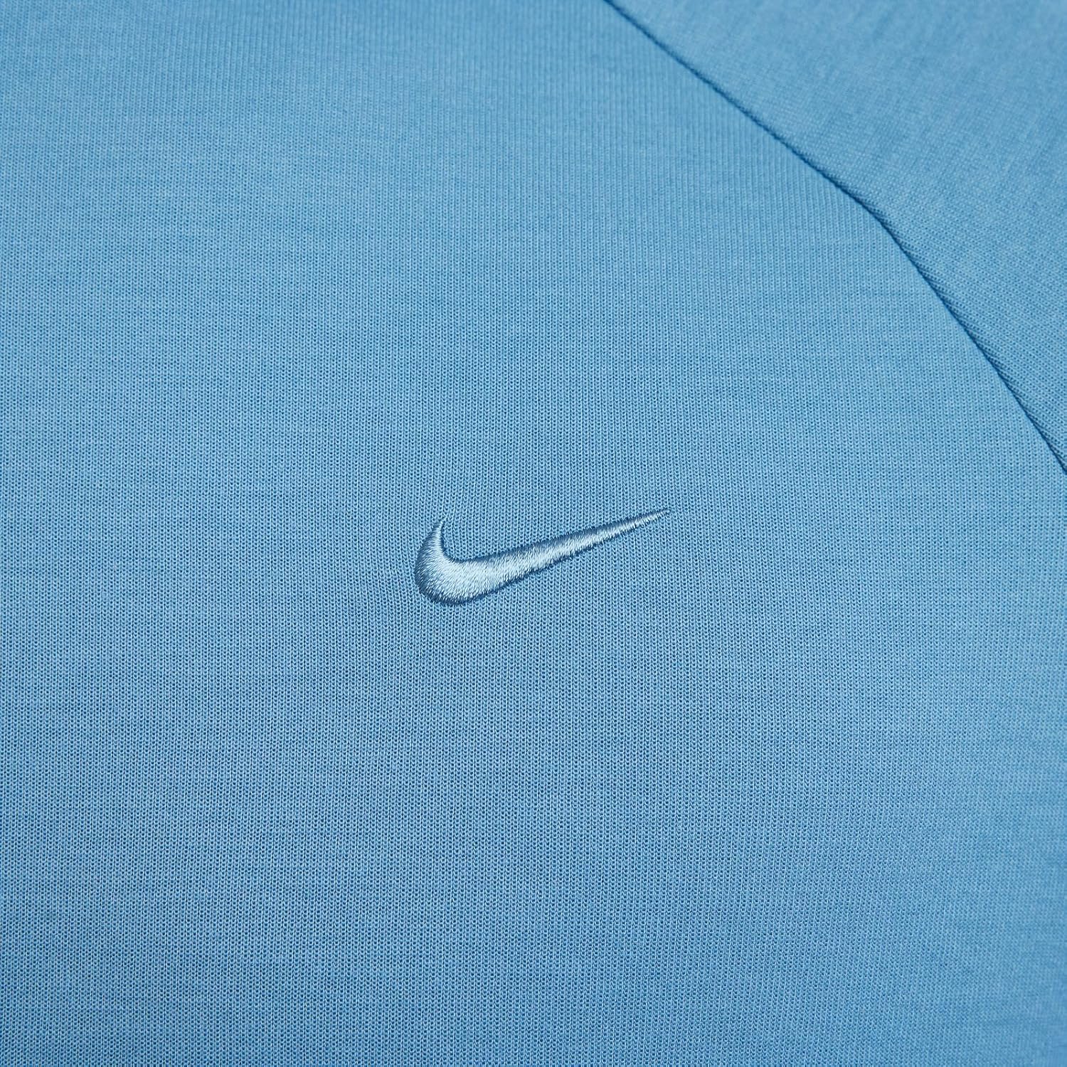 Nike Primary Erkek Dri-FIT UV Çok Yönlü Bisiklet Yaka Tişört (FZ0971-429, Ege Fırtınası/Ege Fırtınası)