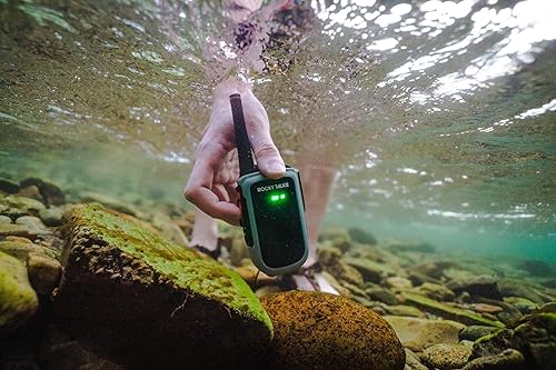Miniatura 6 de Rocky Talkie Rocky Talkie - Radio de 5 vatios con micrófono de mano impermeable, radio GMRS con impermeabilización IP67, Walkie Talkie de largo