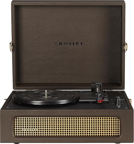 Crosley CR8017B-CO Voyager - Tocadiscos de vinilo portátil vintage con entradasalida Bluetooth y altavoces integrados, color cacao