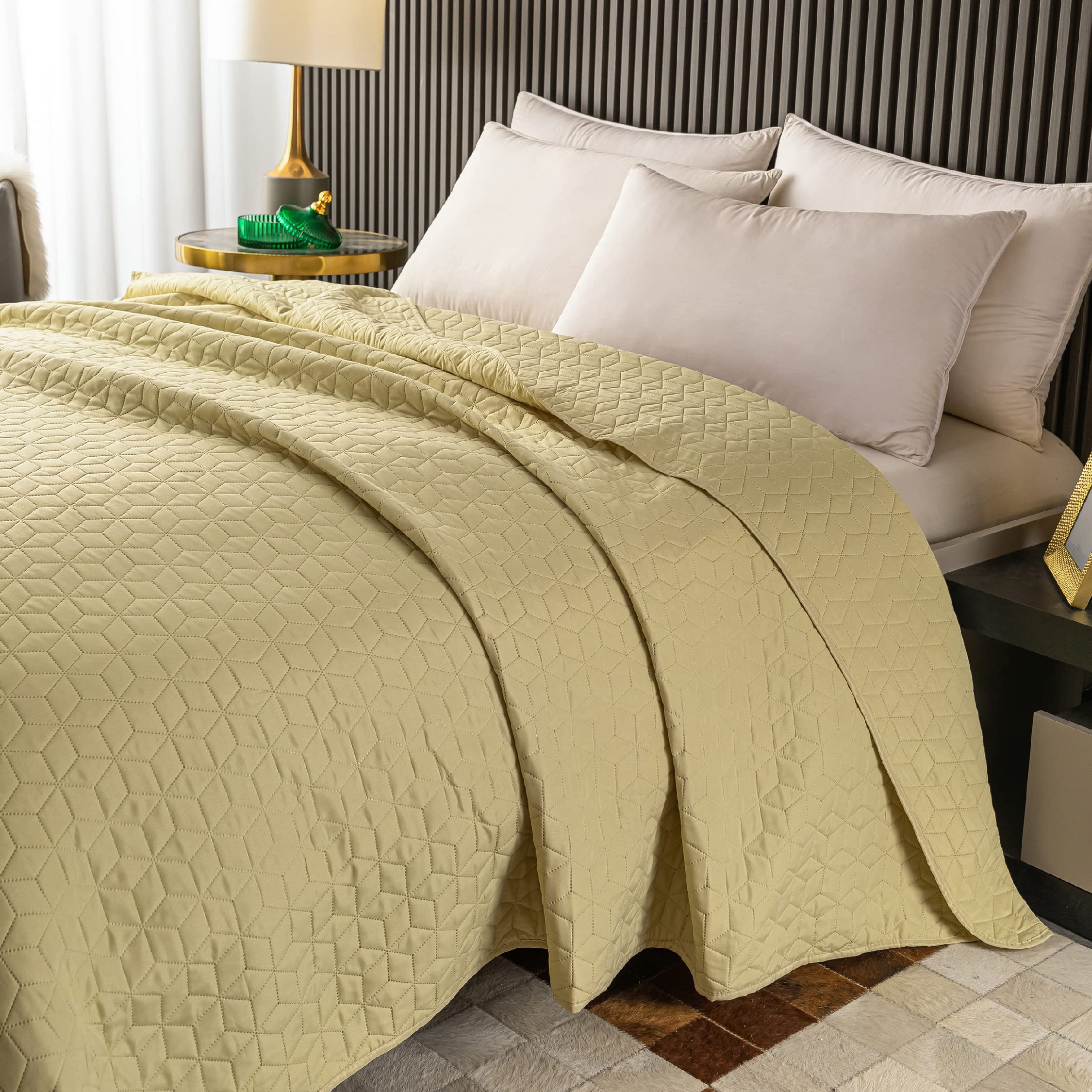 Mixibaby Bedsprei, sprei, dekbed, quilt reliëfpatroon, lichte sprei, maat: 240 cm x 260 cm, kleur dekbed: zilver D-2