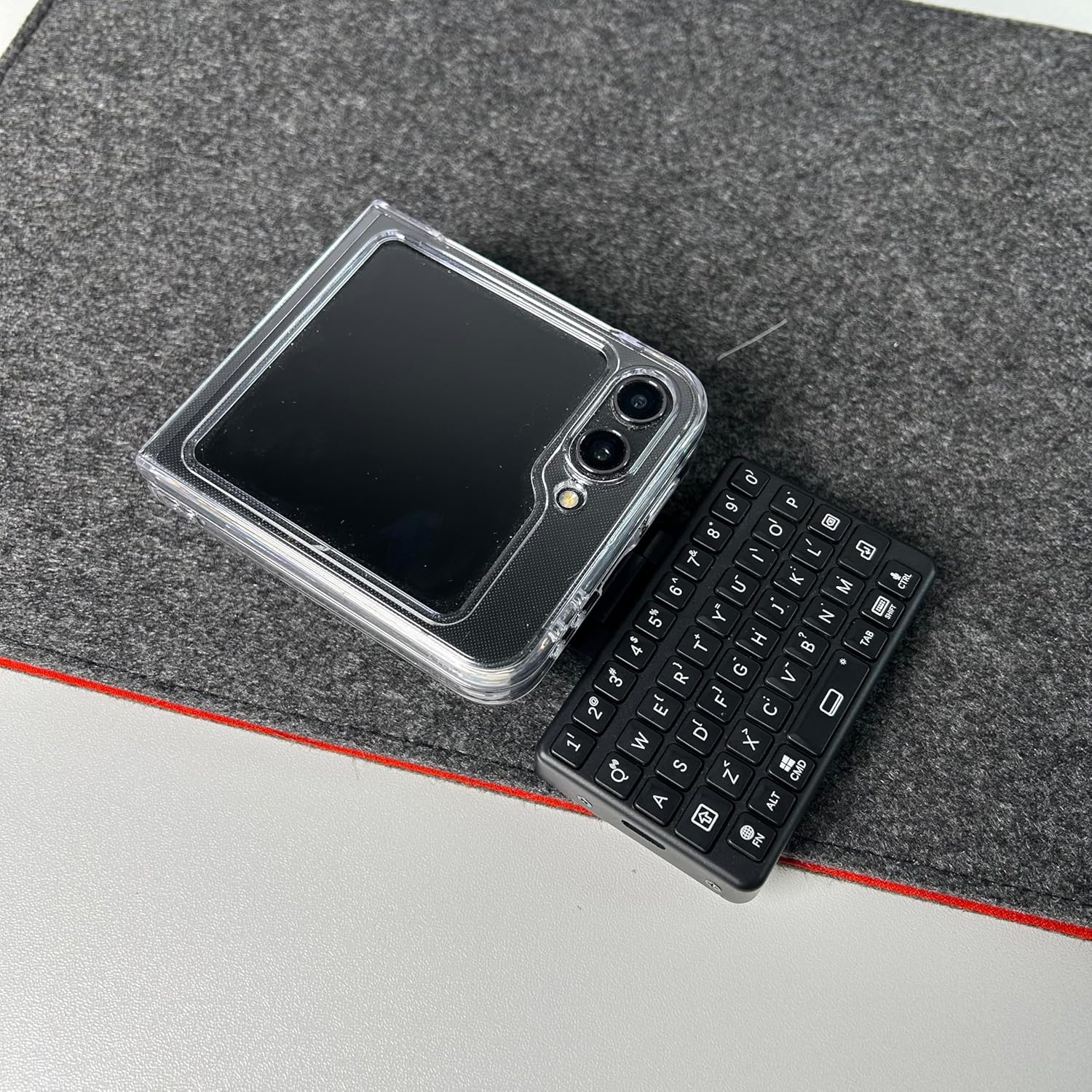 EXknight Mini Keyboard with Magnetic Extendable Phone Mount for iPhone, Android and Foldable Phones