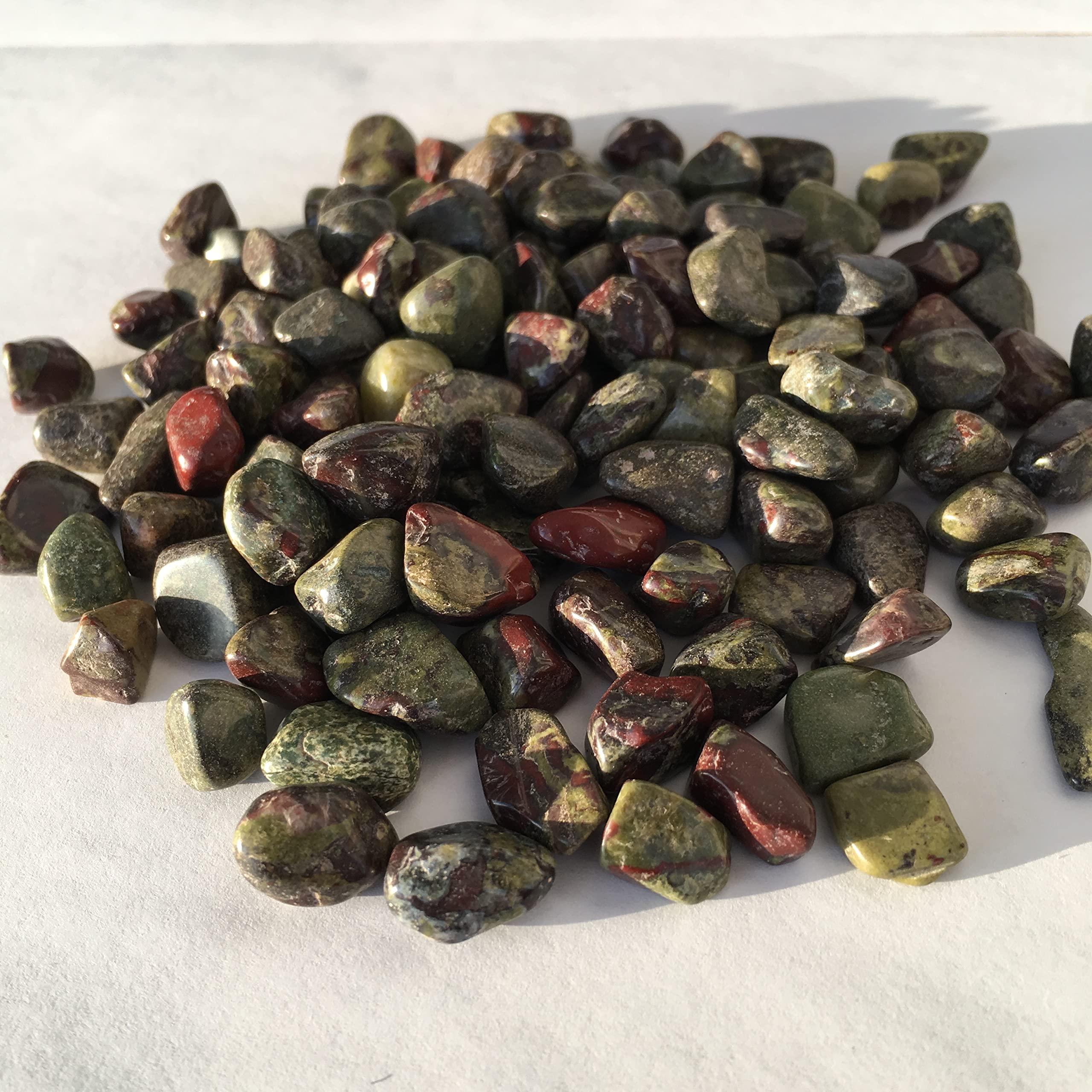 Cristal Natural en Bruto Piedra de Sangre de dragón Natural Grava Piedra de Cristal Grava Acuario jardín Piedra decoración NaturalReiki Decoración (Size : 500g)