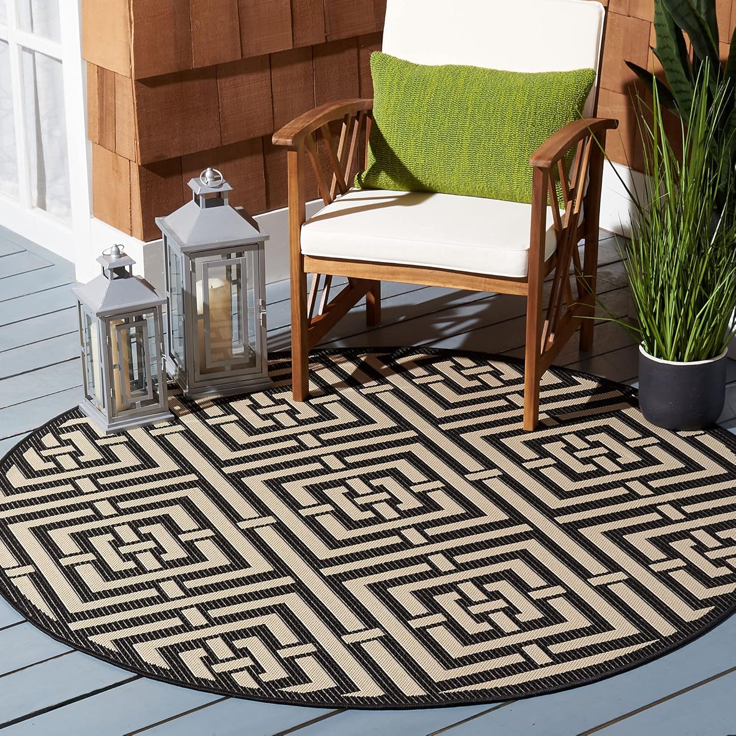 SAFAVIEH Courtyard Collection Area Rug – 6’7″ Round, Black & Bone, Non-Shedding & Easy Care, Indoor/Outdoor & Washable-Ideal for Patio, Backyard, Mudroom (CY6937-26) SAFAVIEH Courtyard Collection Area Rug – 6’7″ Round, Black & Bone, Non-Shedding & Easy Care, Indoor/Outdoor & Washable-Ideal for Patio, Backyard, Mudroom (CY6937-26)
