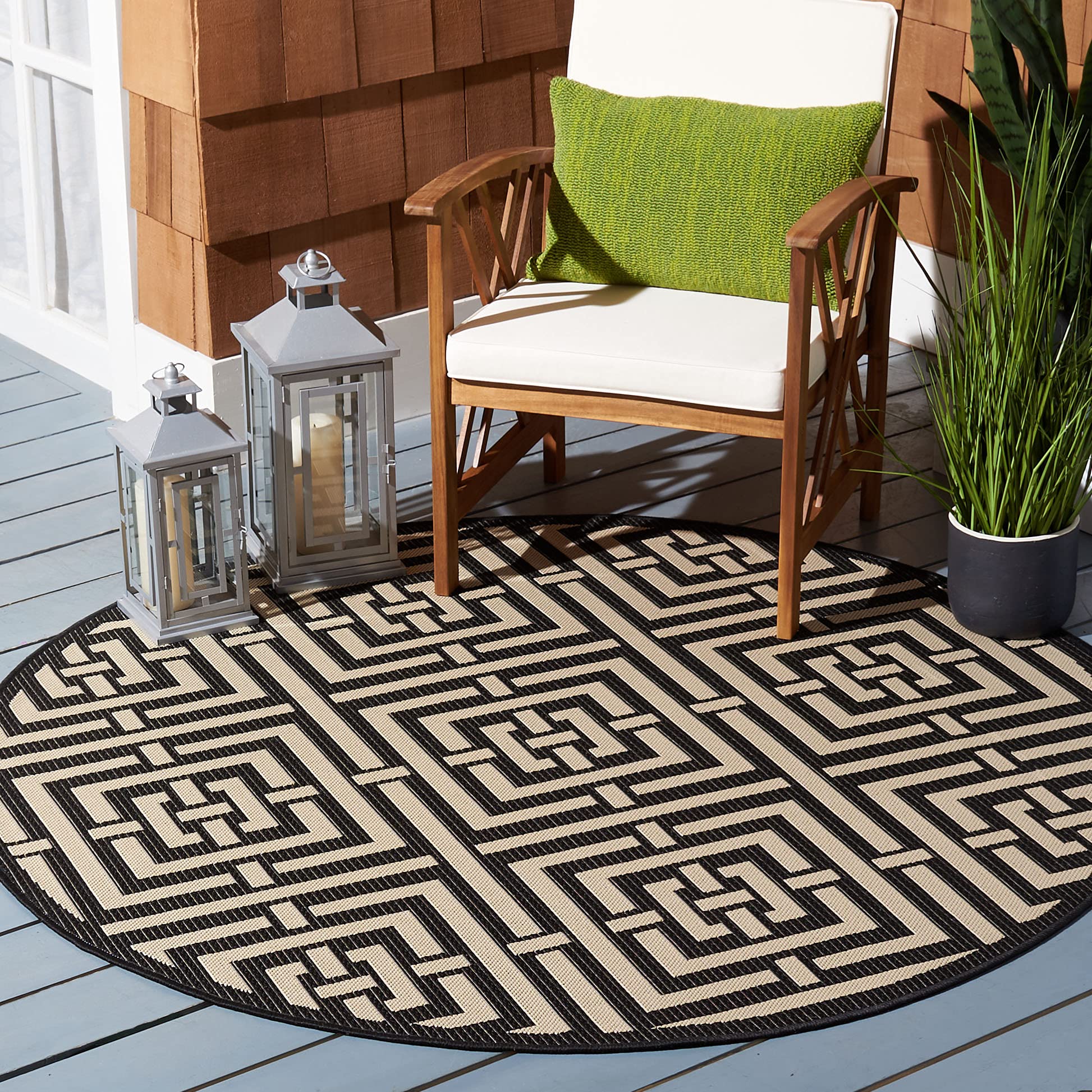 SAFAVIEH Washable Rug Outdoor Courtyard Collection - 6'7" Round, Black & Bone, Non-Shedding & Easy Cleaning, Ideal for Patio, Backyard, Mudroom (