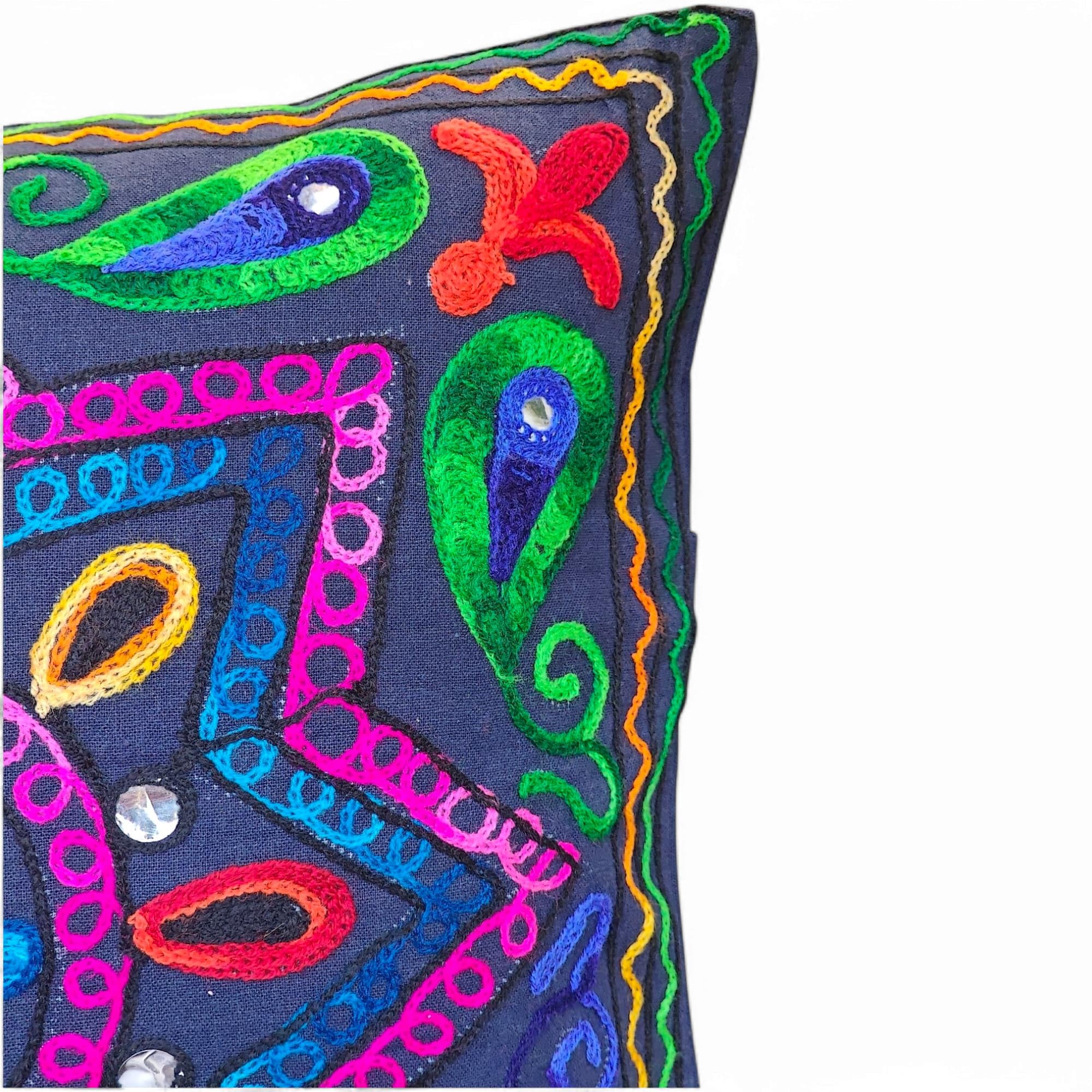 Marusthali Copricuscino indiano decorativo ricamato a mano Suzani 40,6 x 40,6 cm, set di 2 pezzi