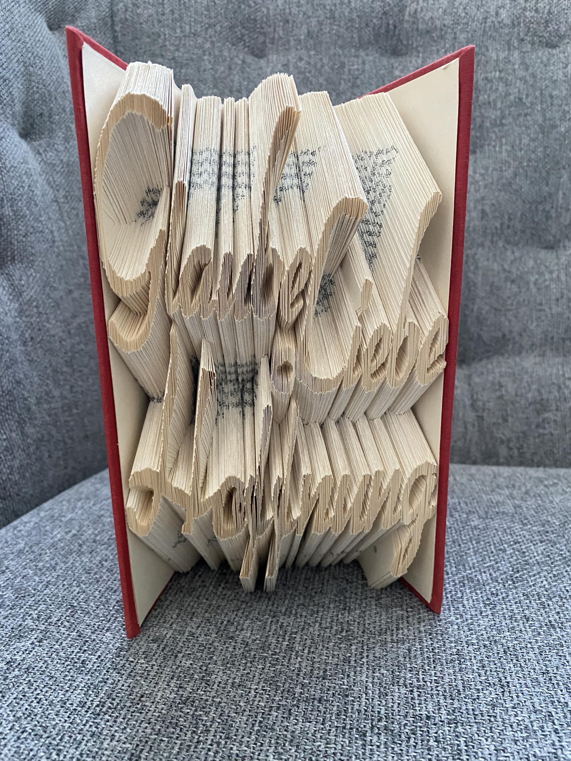 Gefaltetes Buch „Glaube Liebe Hoffnung“ – handgefertigtes Unikat aus Buchpapier – symbolisches Geschenk zur Hochzeit, Taufe oder zum Trost